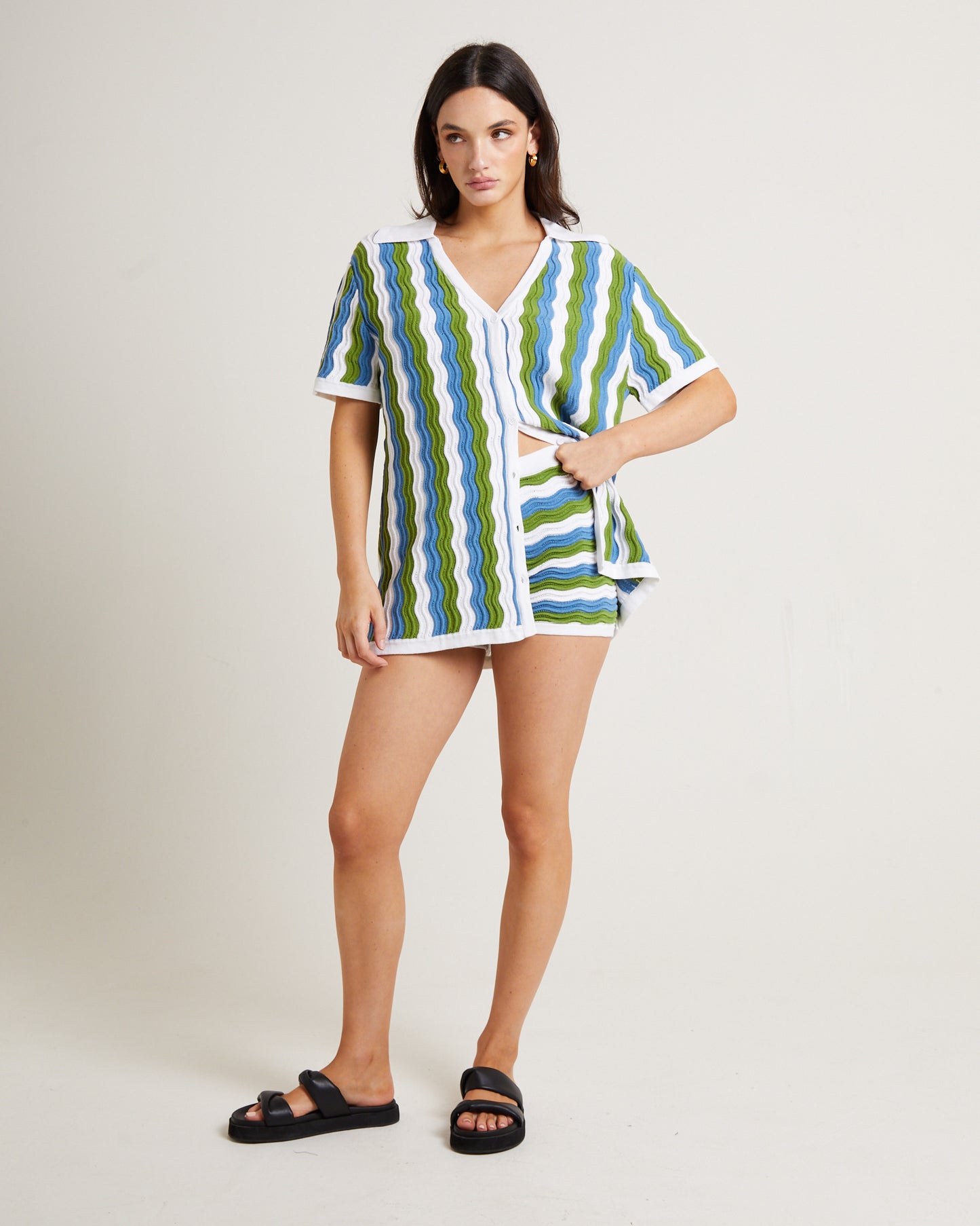 Cher Waves Knit Shorts in Blue