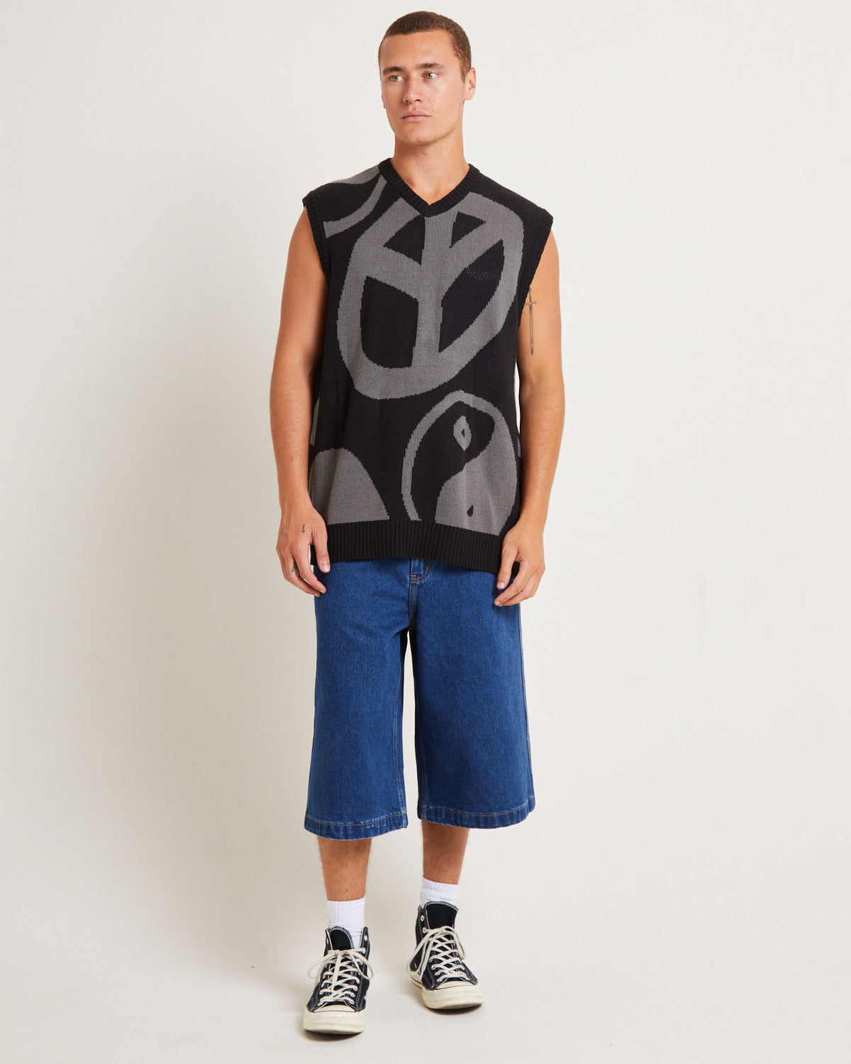 Peace Corp Knitted Vest in Black BLACK