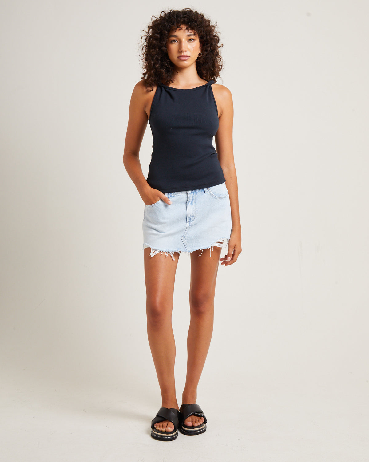 Jonesy Twist Top in Black BLACK