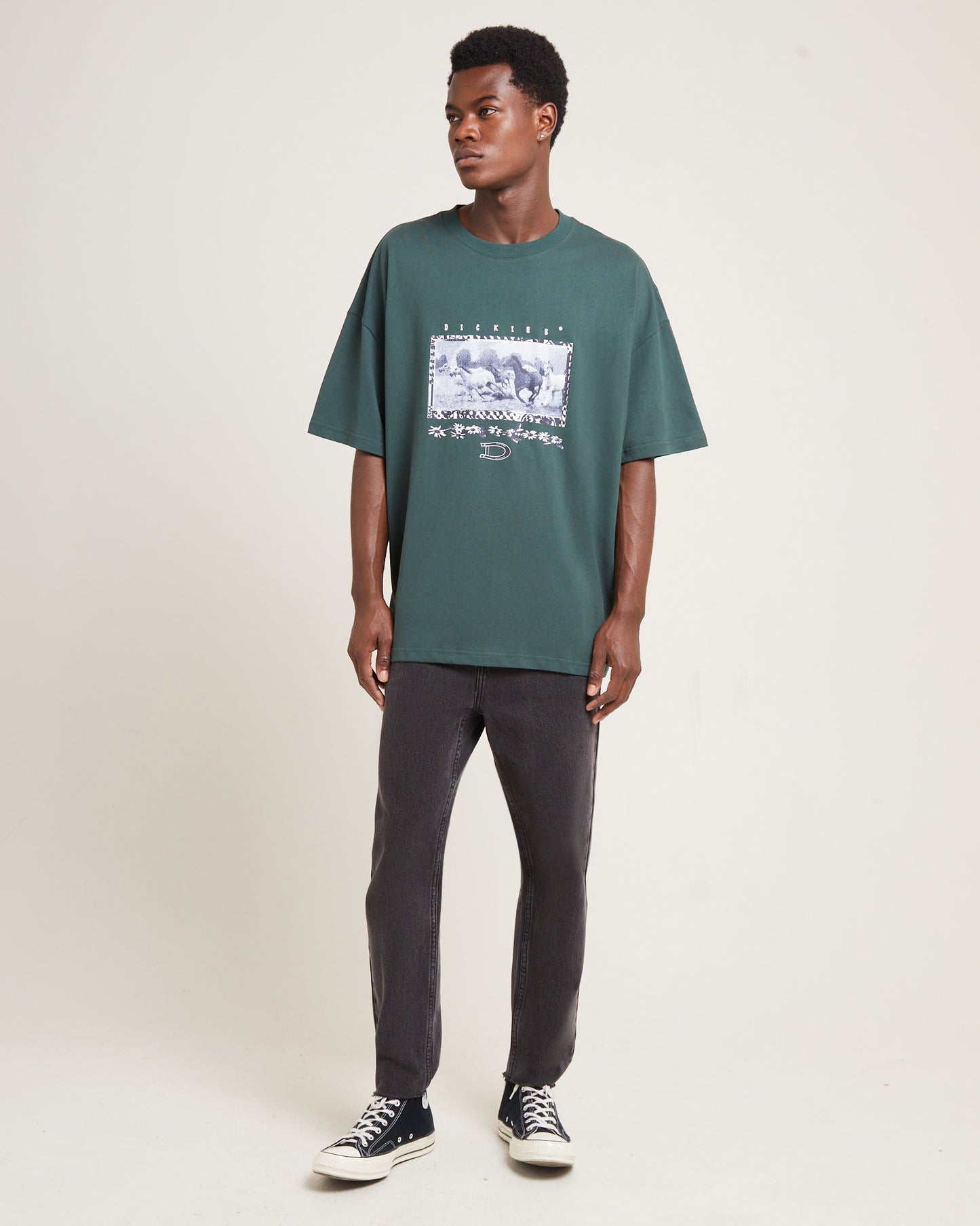 Field Guide 330 Short Sleeve T-Shirt Hunter Green
