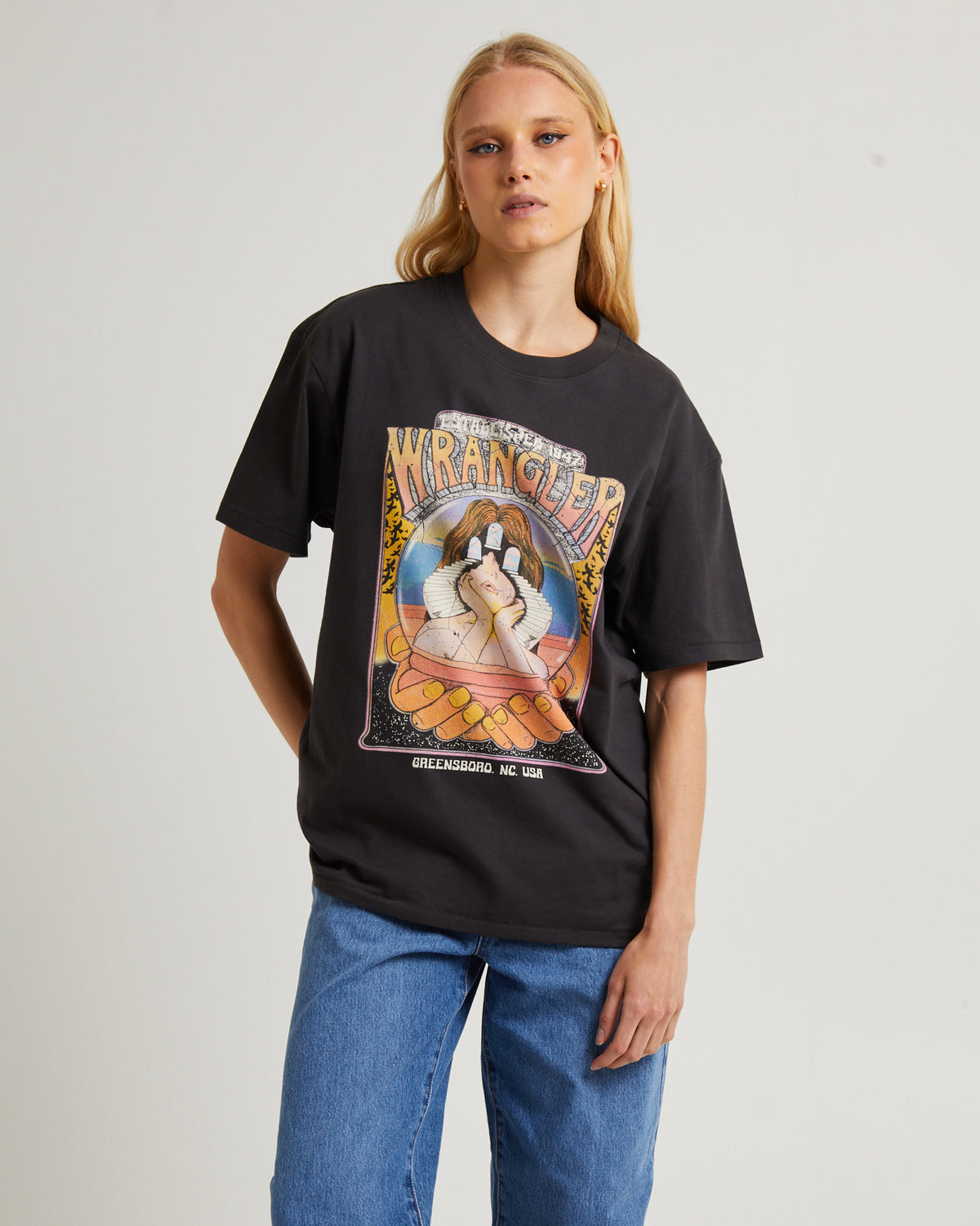 Looking Glass Slouch T-Shirt Worn Black WORN BLACK