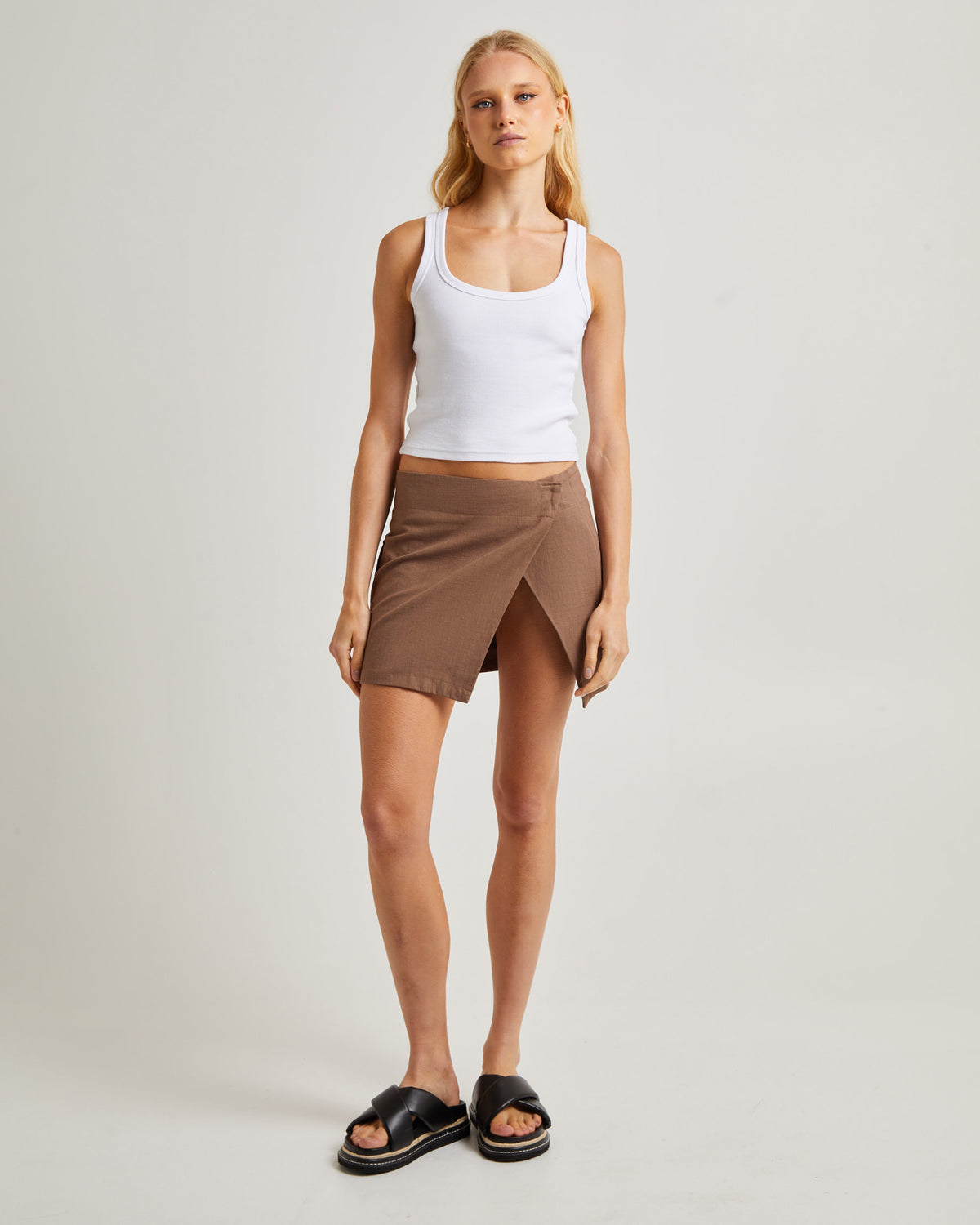 Kendra Split Mini Skirt TAUPE