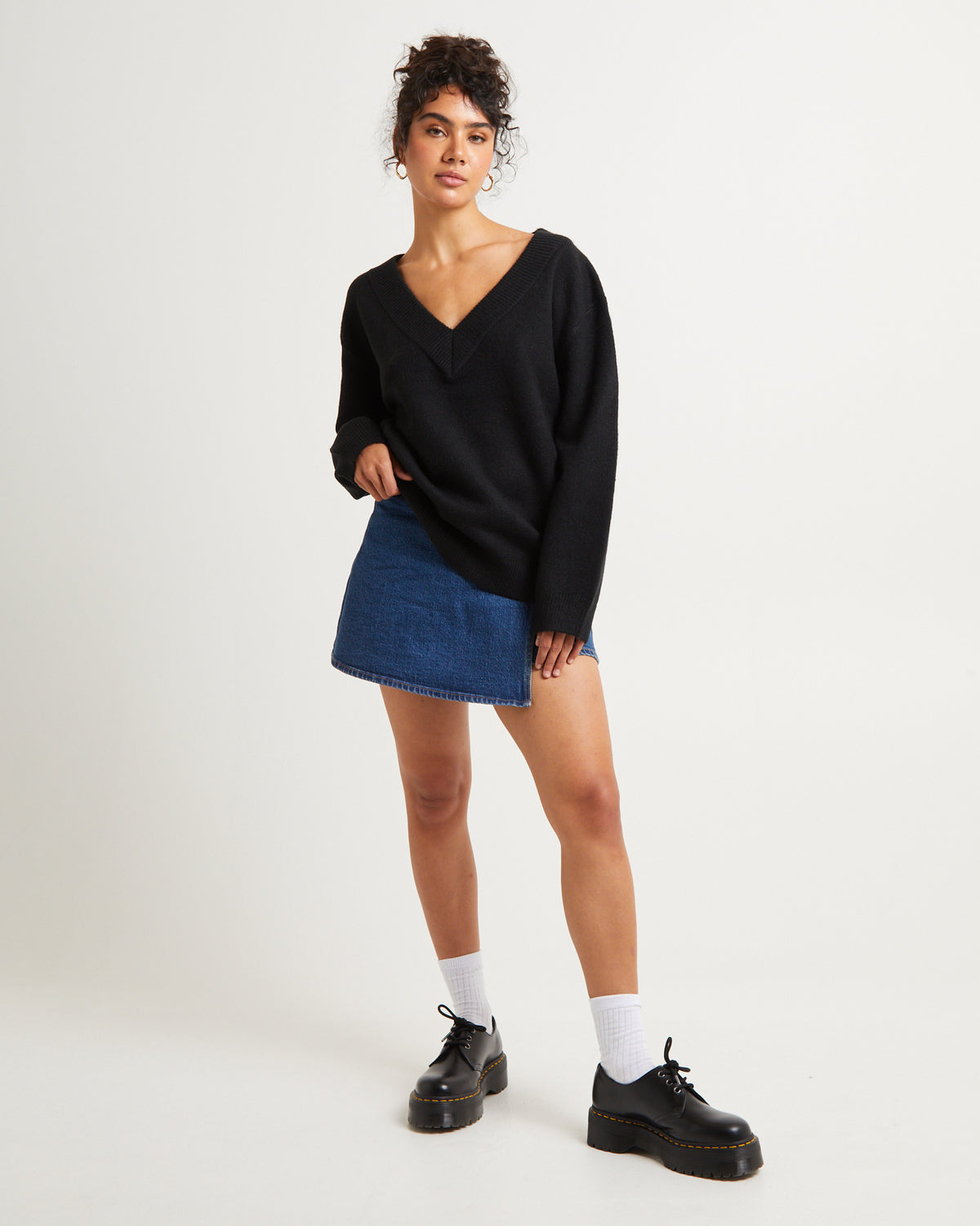 Deep V Neck Slouchy Jumper BLACK