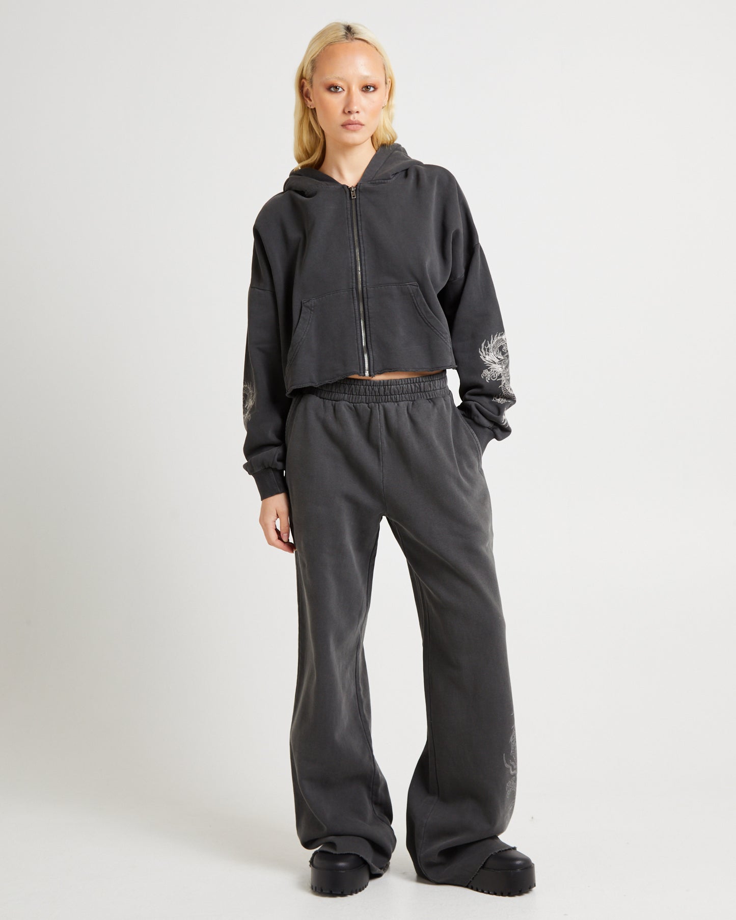 Akio Crop Hoodie