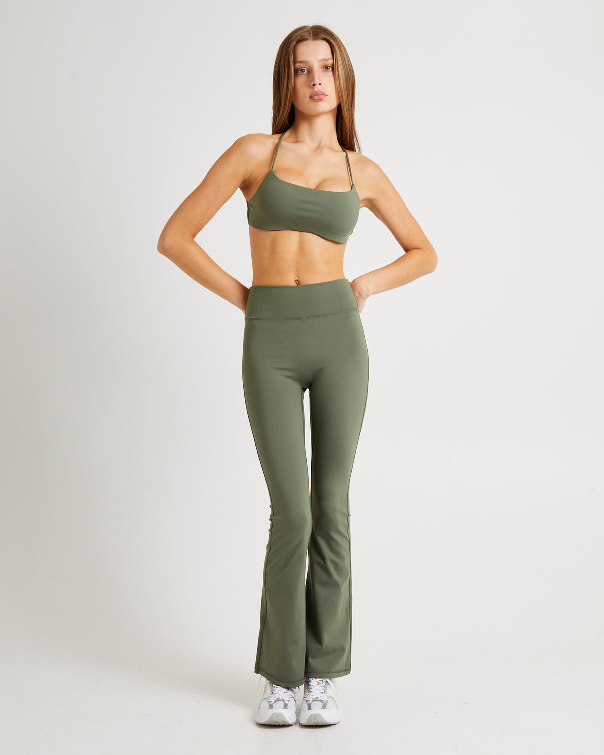 Slightly Flared Tights GREEN