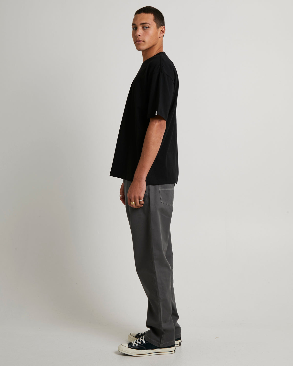 Emblem Short Sleeve T-Shirt BLACK