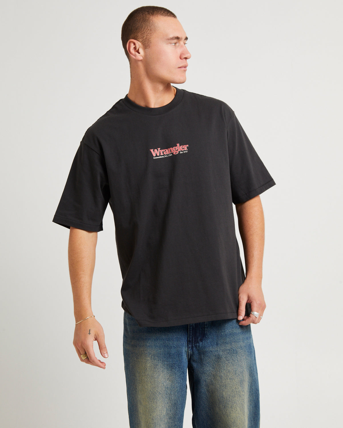 Everyday Slacker T-Shirt Worn Black Worn Black