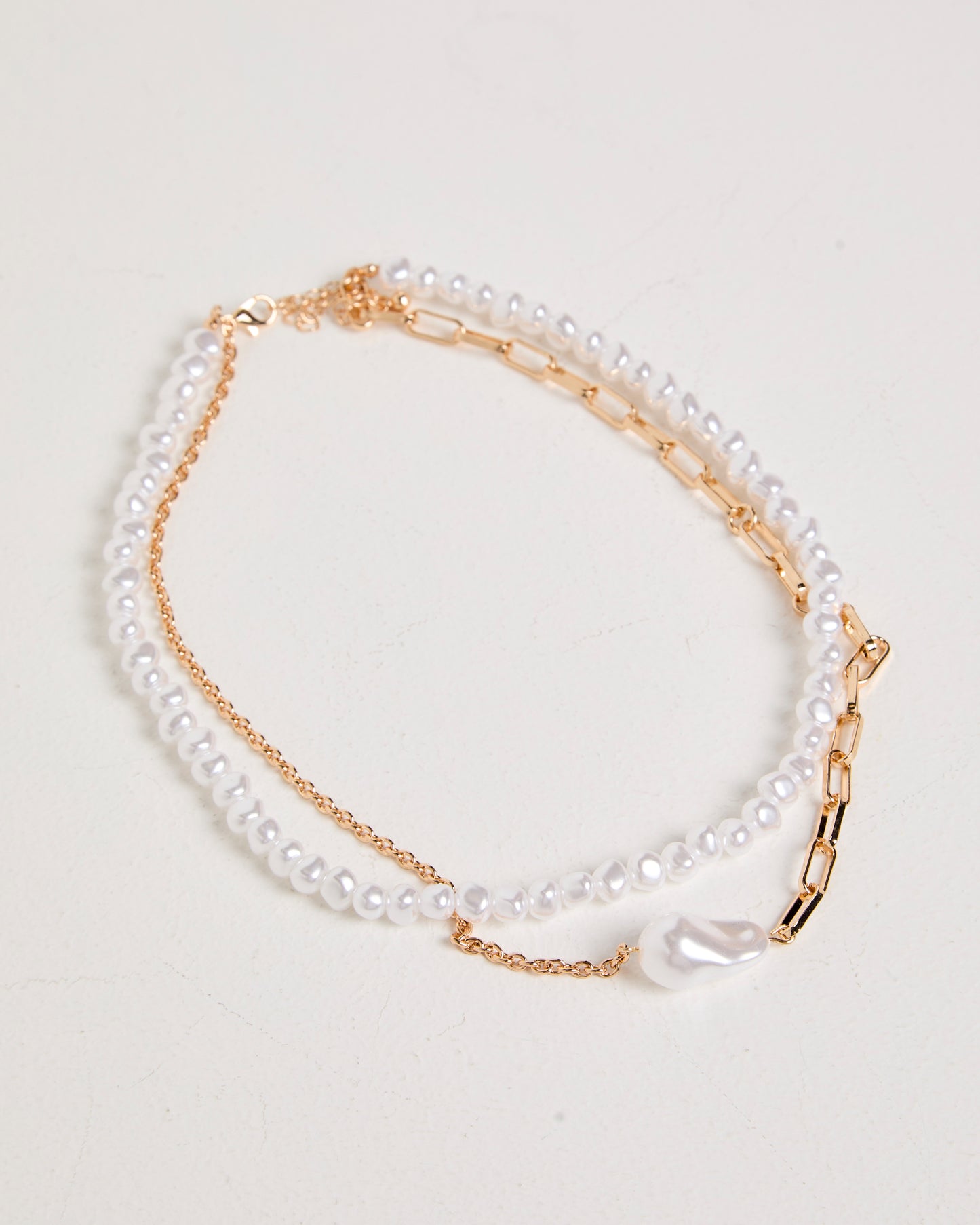 Mallan Pearl Necklace