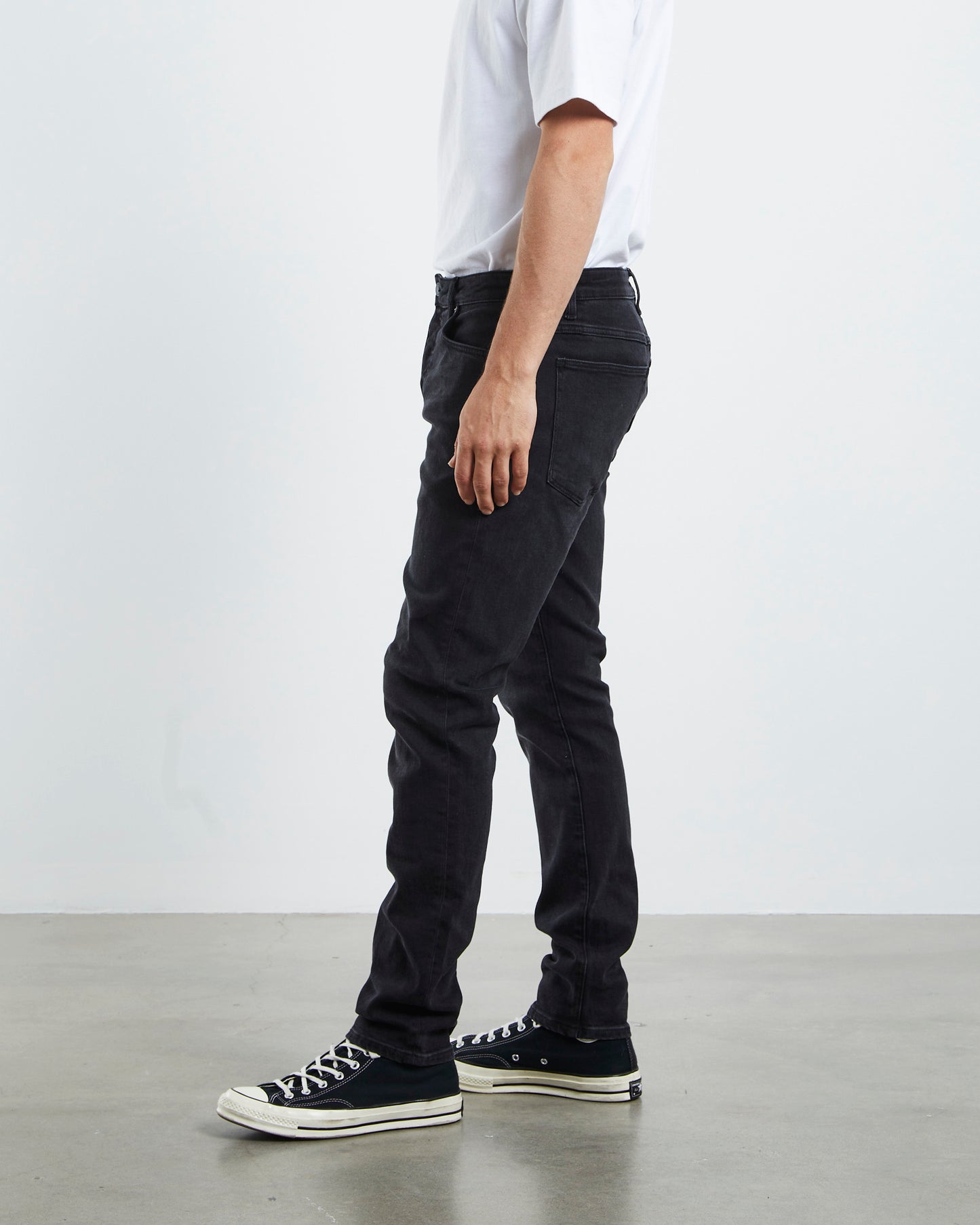 Ray Tapered Slim Denim Jeans
