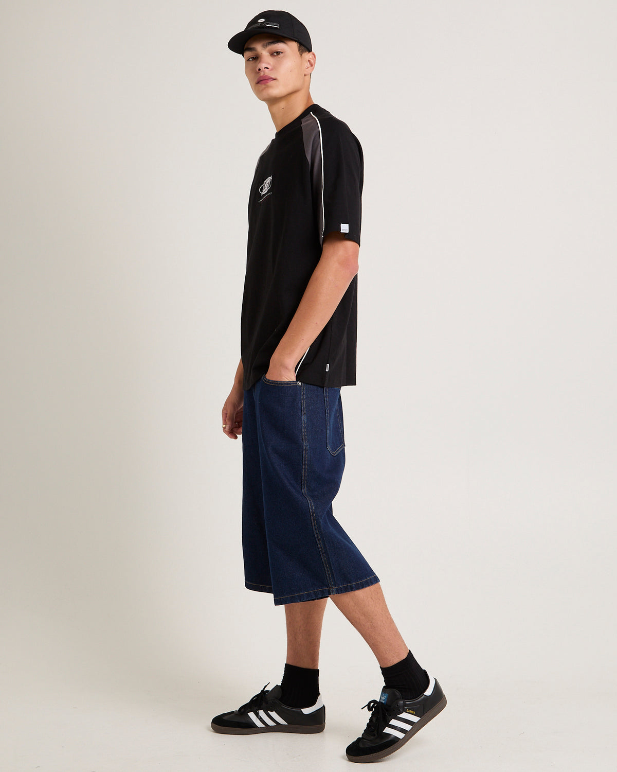 Glitch Y2K T-Shirt BLACK