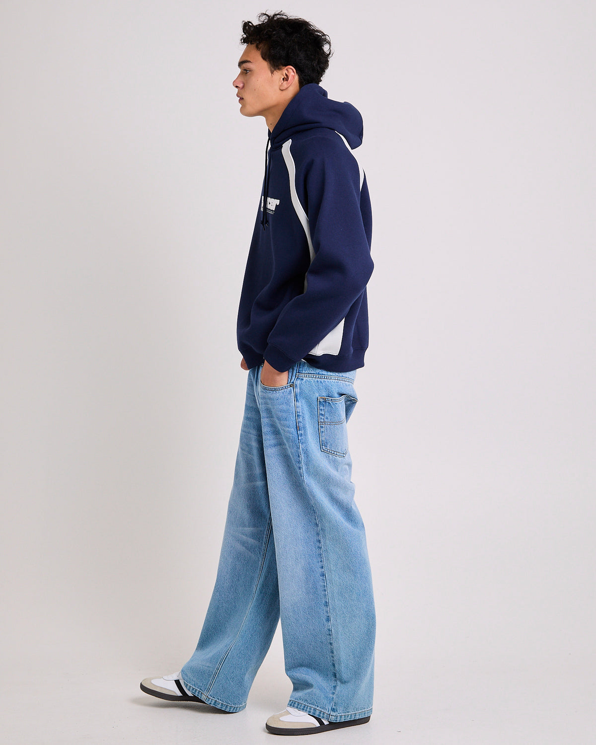 Development Hoodie NAVY