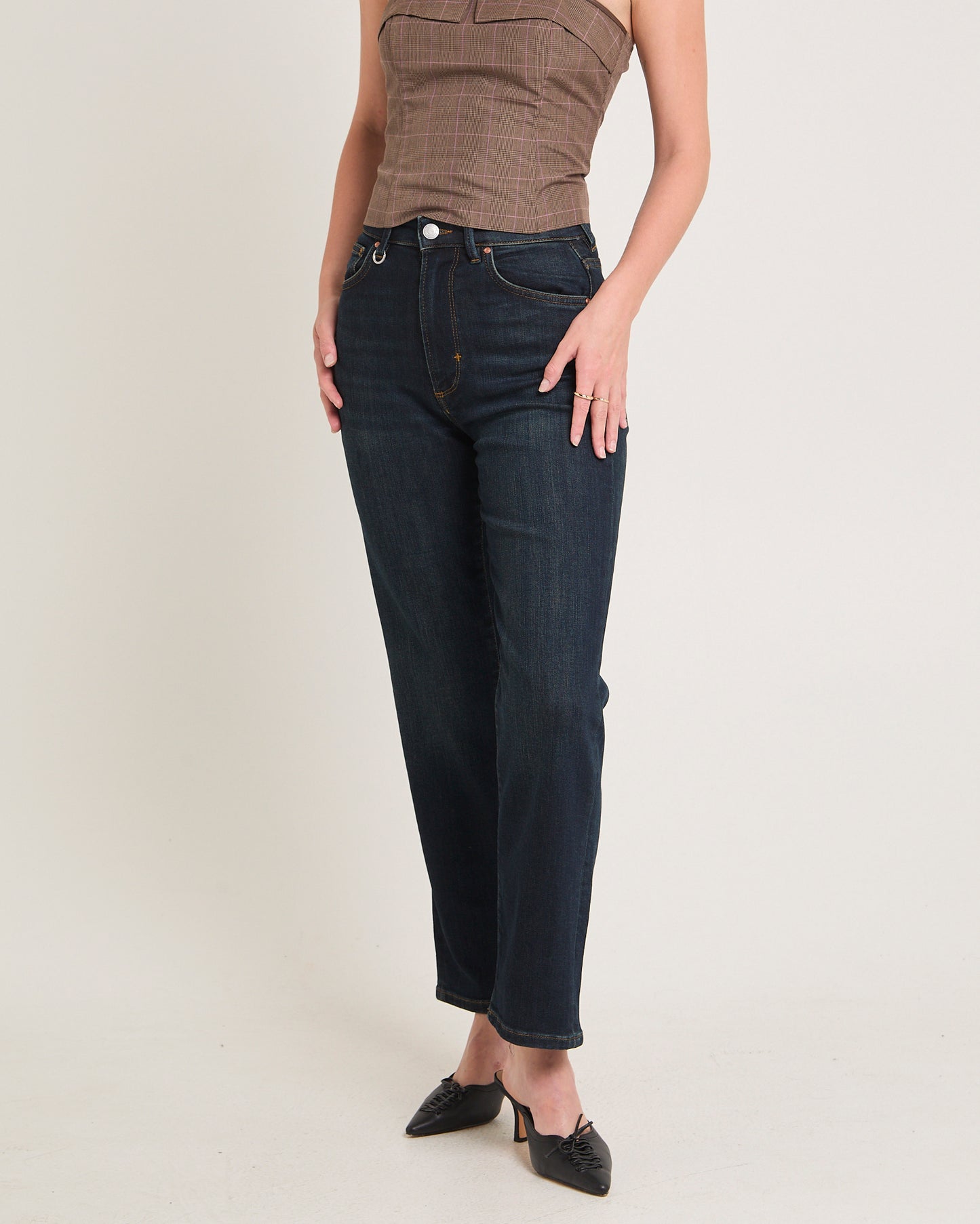 Nico Straight Denim Jeans Selene