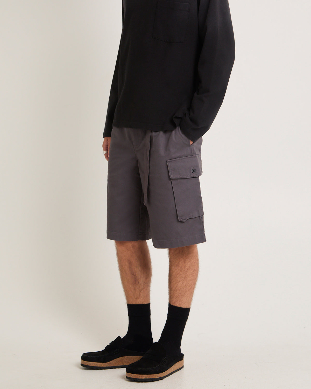 Aura Cargo Shorts CHARCOAL