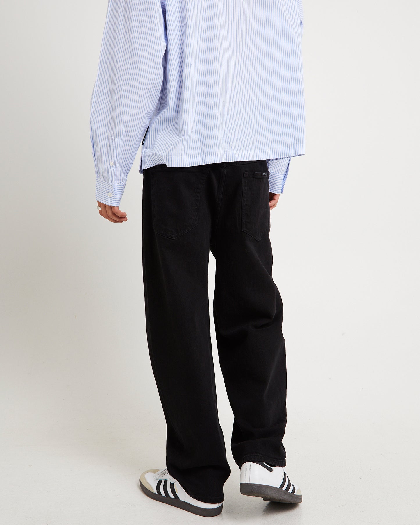 Ezy Barrel Denim Jeans Forever Black