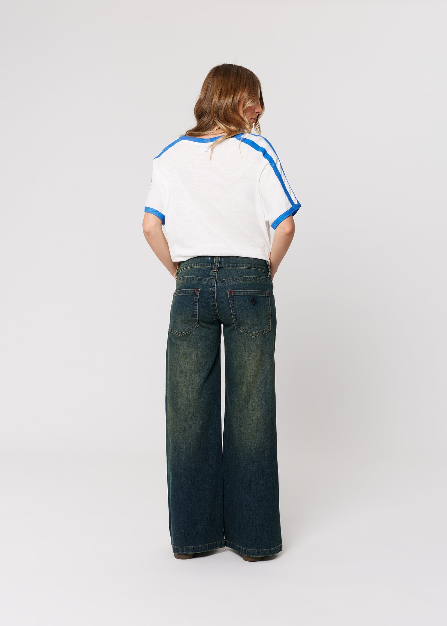 00 Super Low Wide Denim Jeans