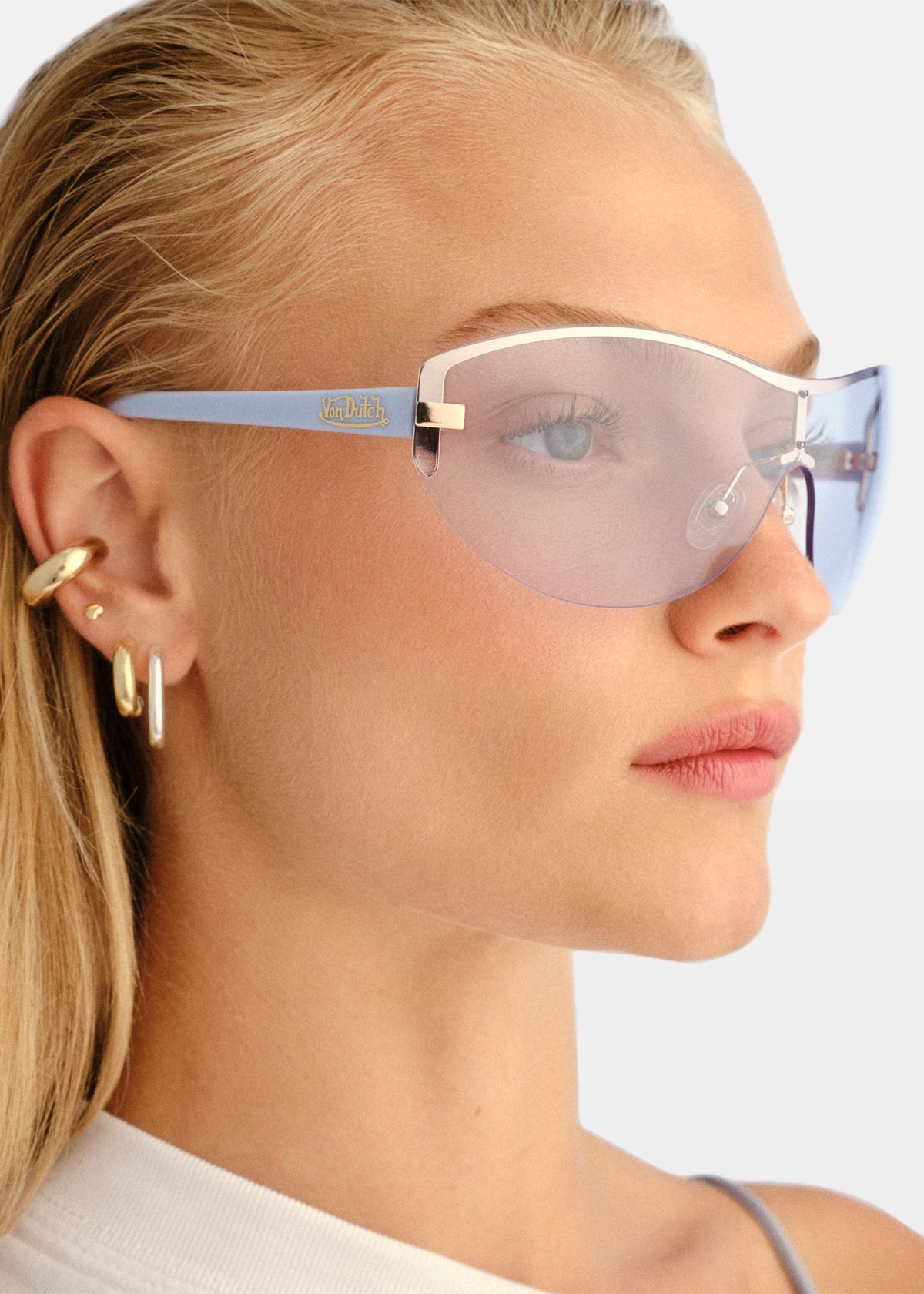 Bombshell Sunglasses GOLD / BABY BLUE SKY BLUE TINT