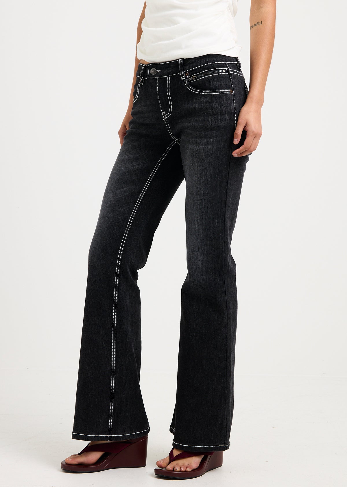 Melrose Y2K Low Flare Denim Jeans