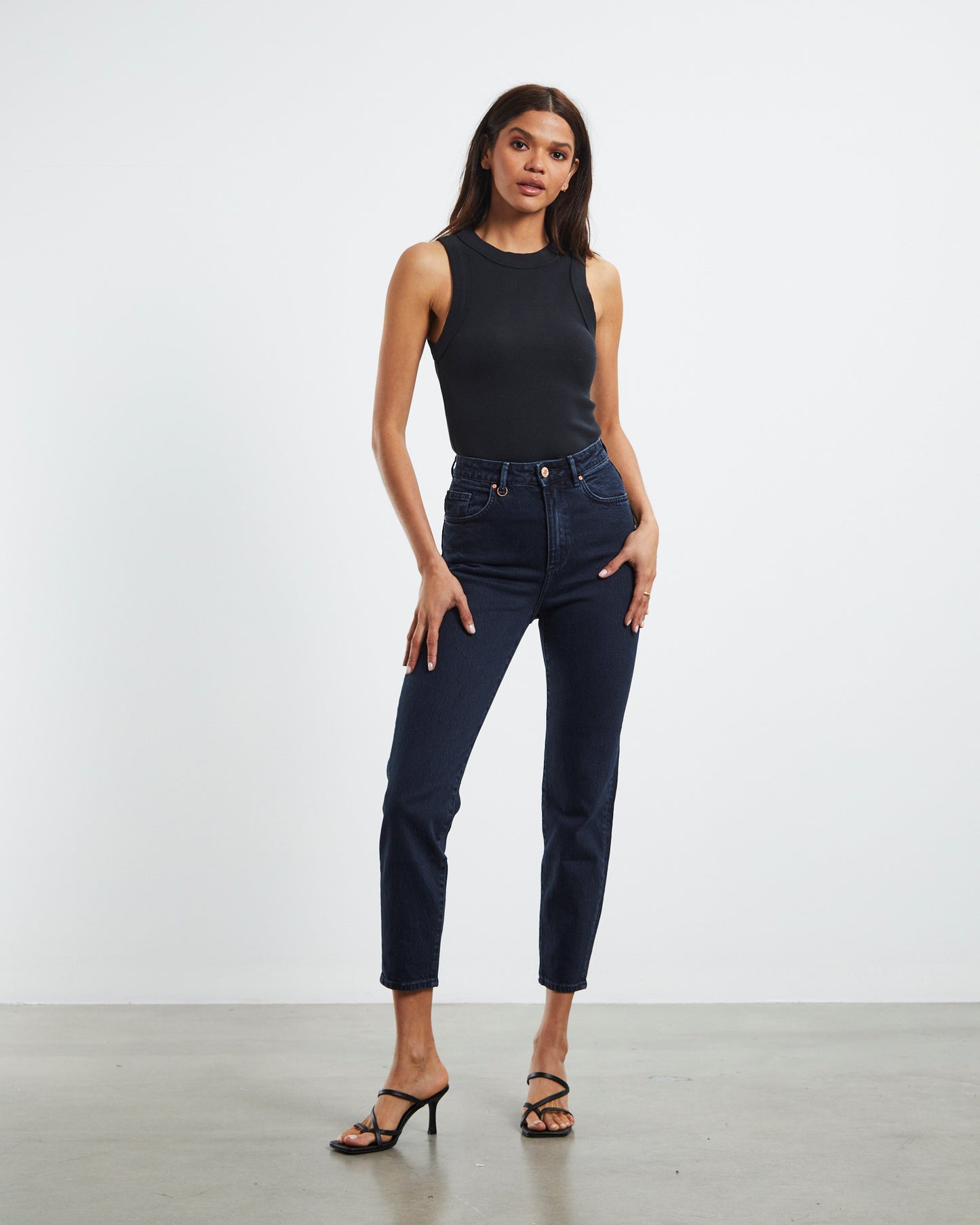 Lola Mom Jeans Fuse Blue