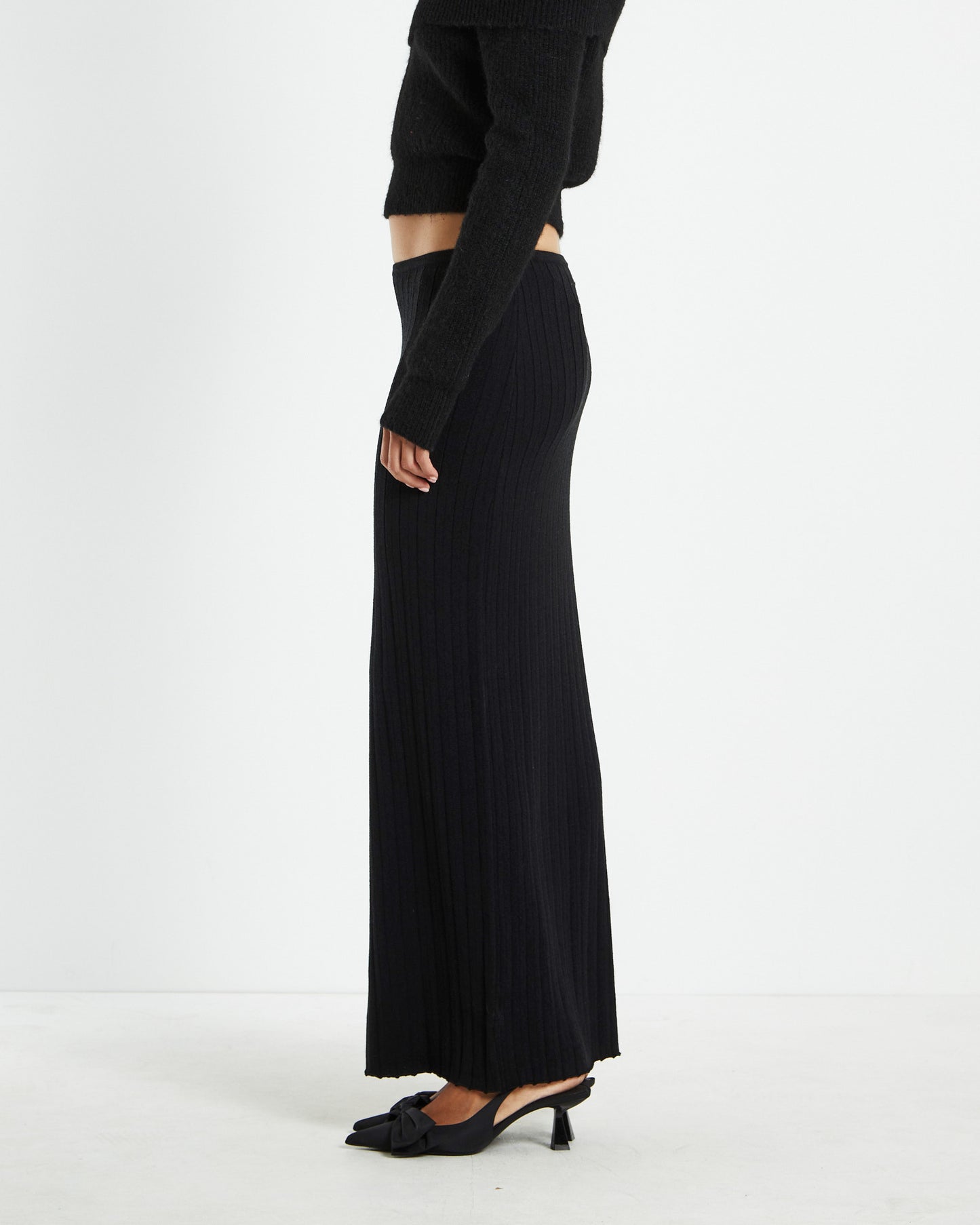 Tayla Texture Knit Midi Skirt Black