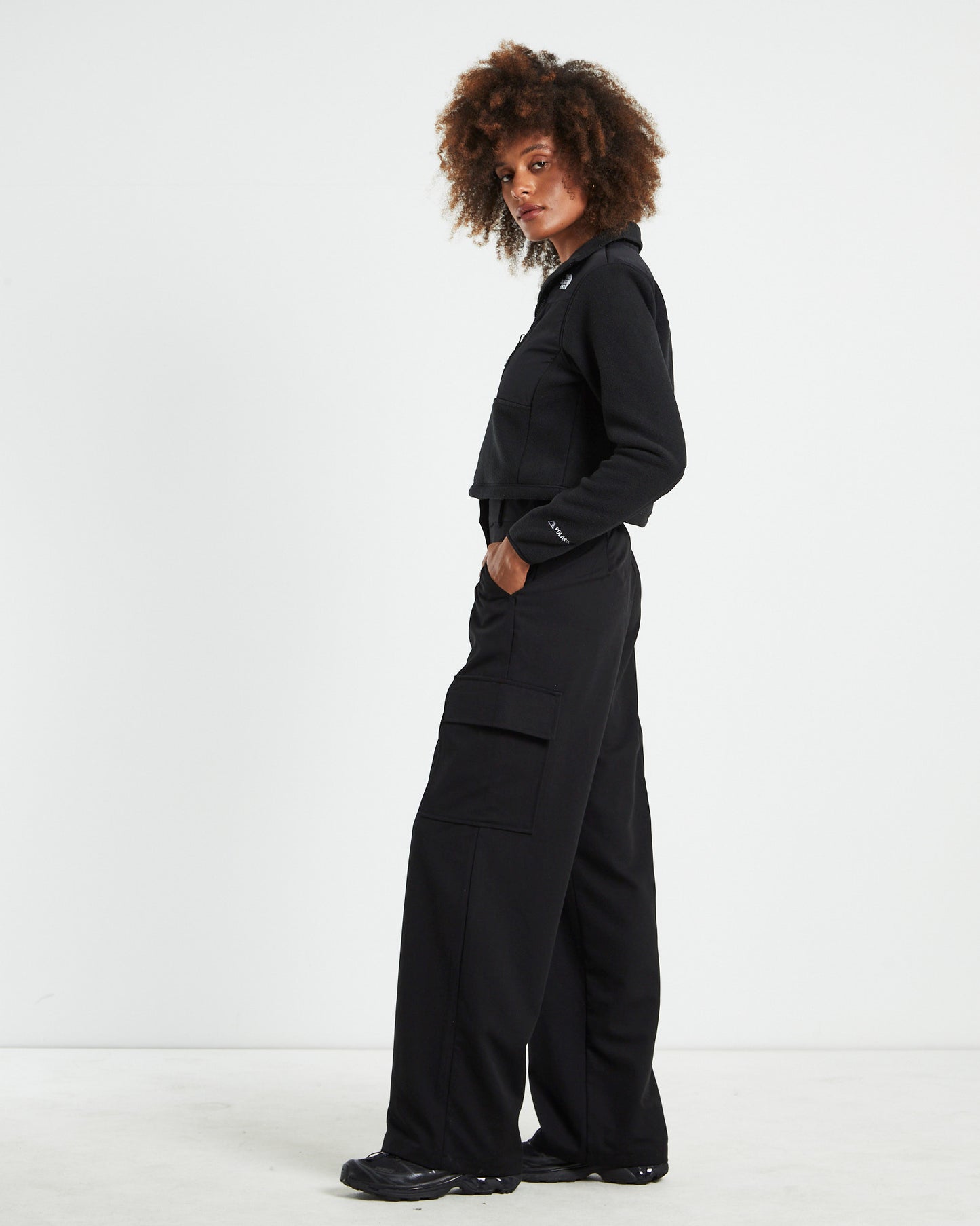 Denali Crop Jumper Black