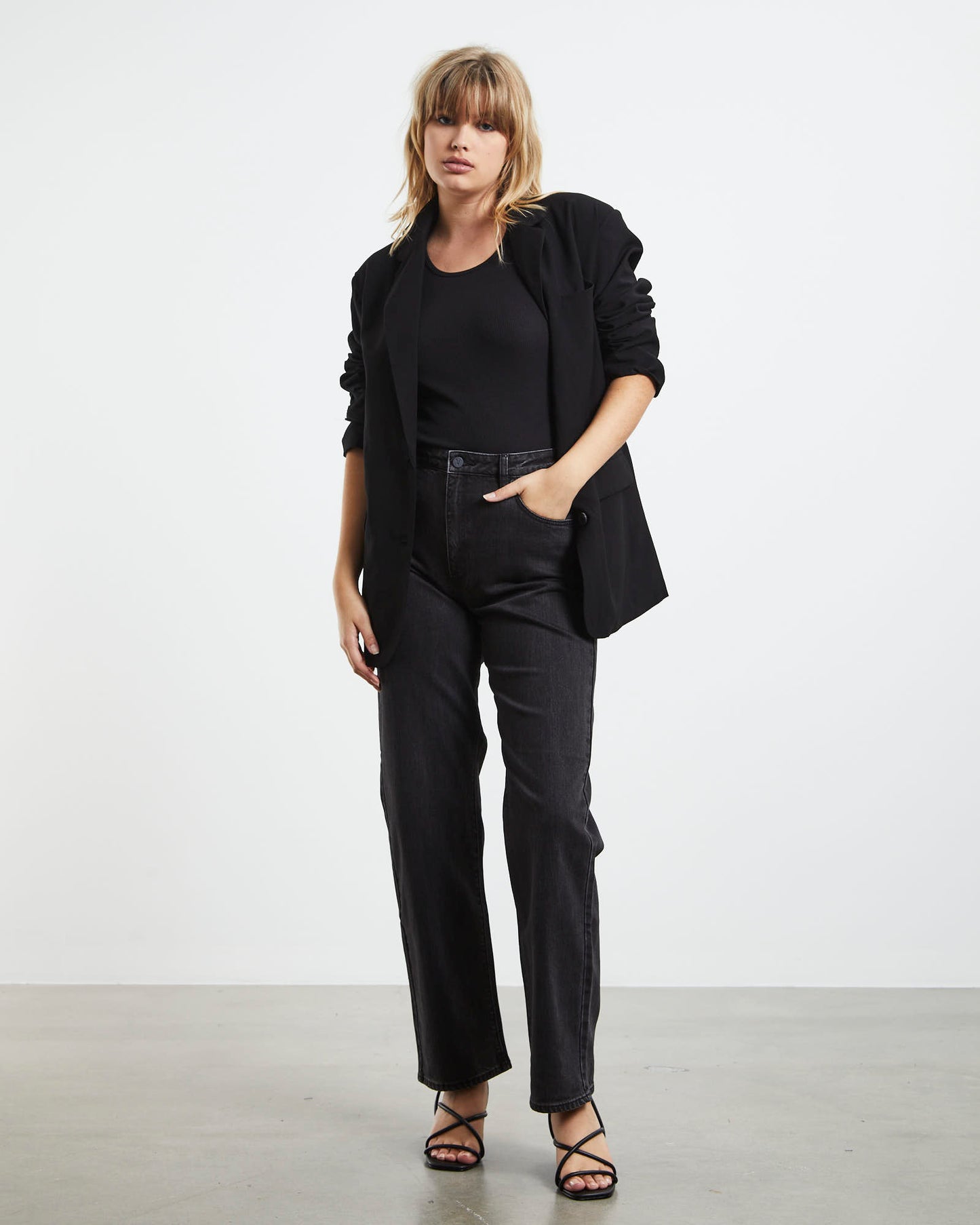 94 High Straight Jeans Teri Black