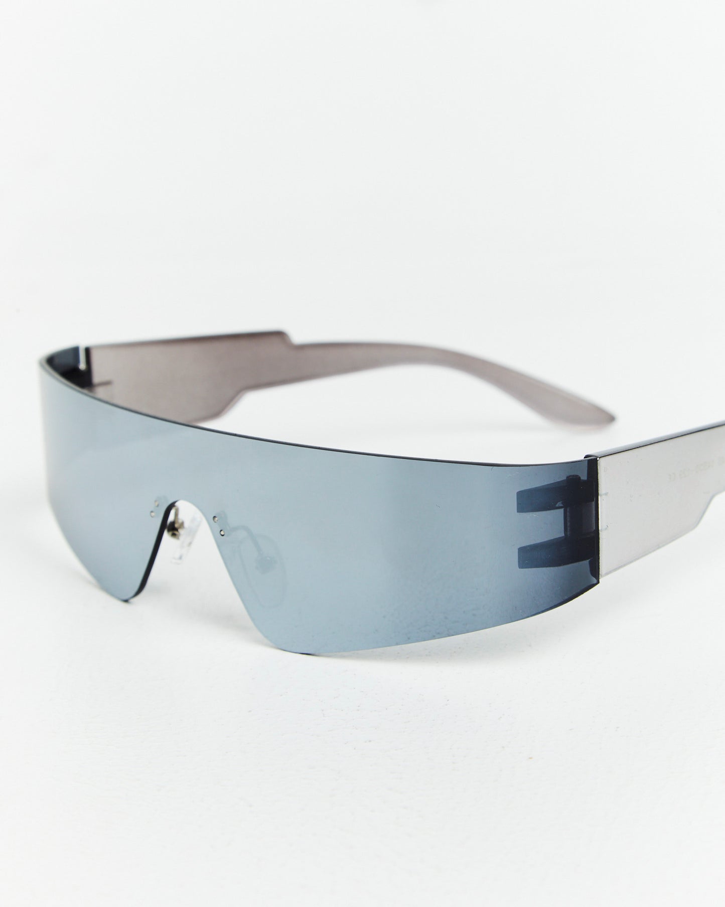 Raya Shield Sunglasses Black