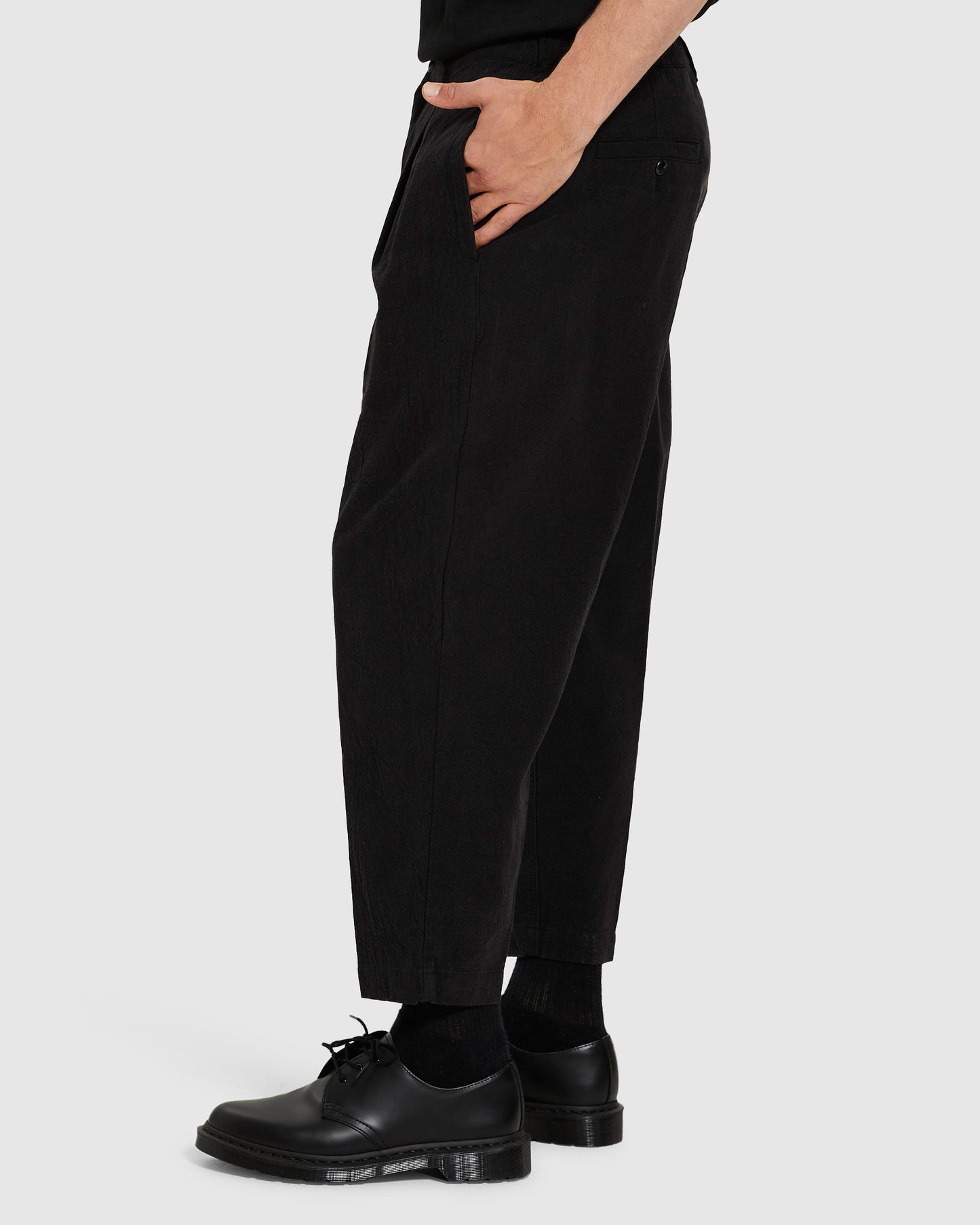 Cross Linen Pants Black