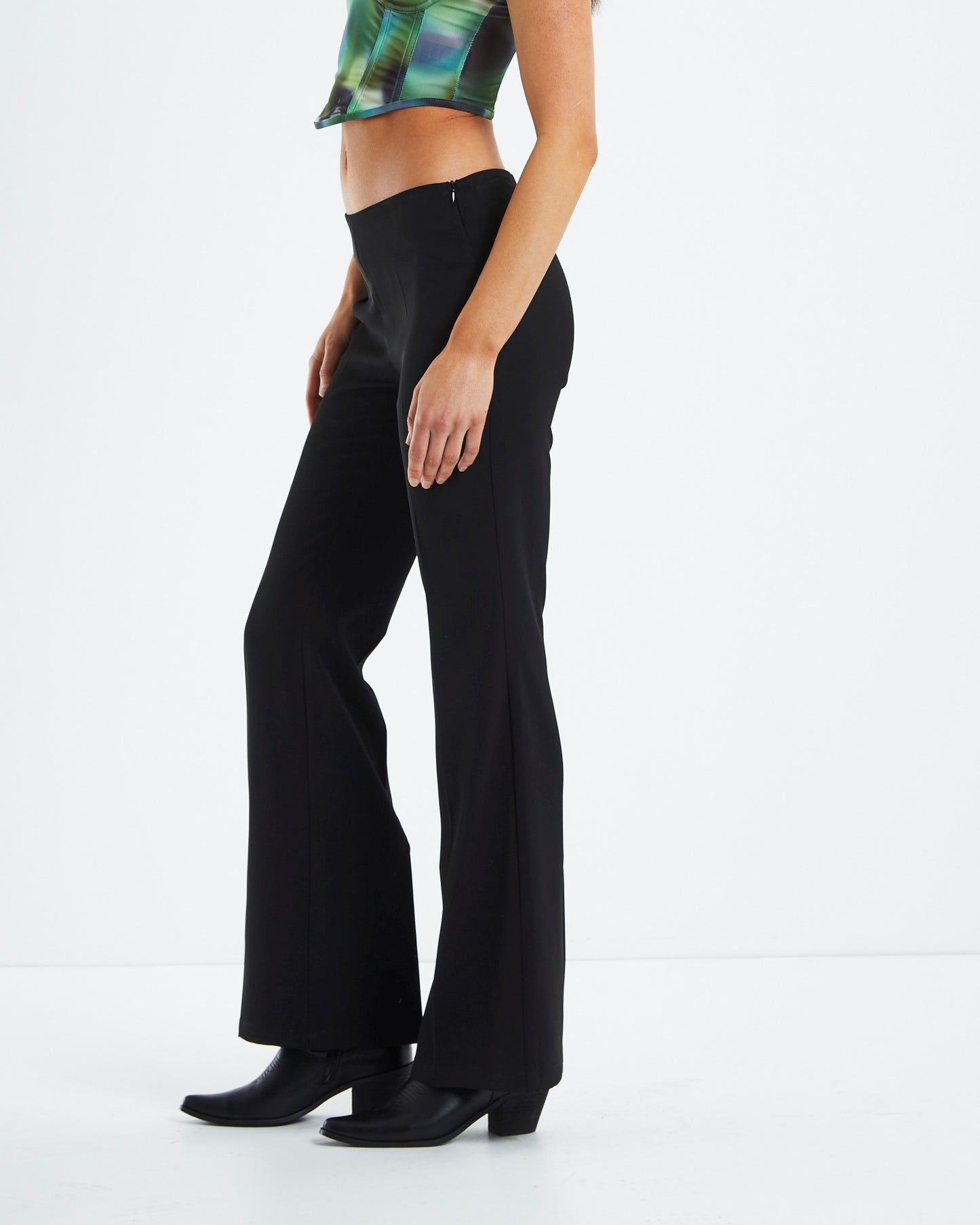 Kinsley Low Rise Bootcut Pants Black
