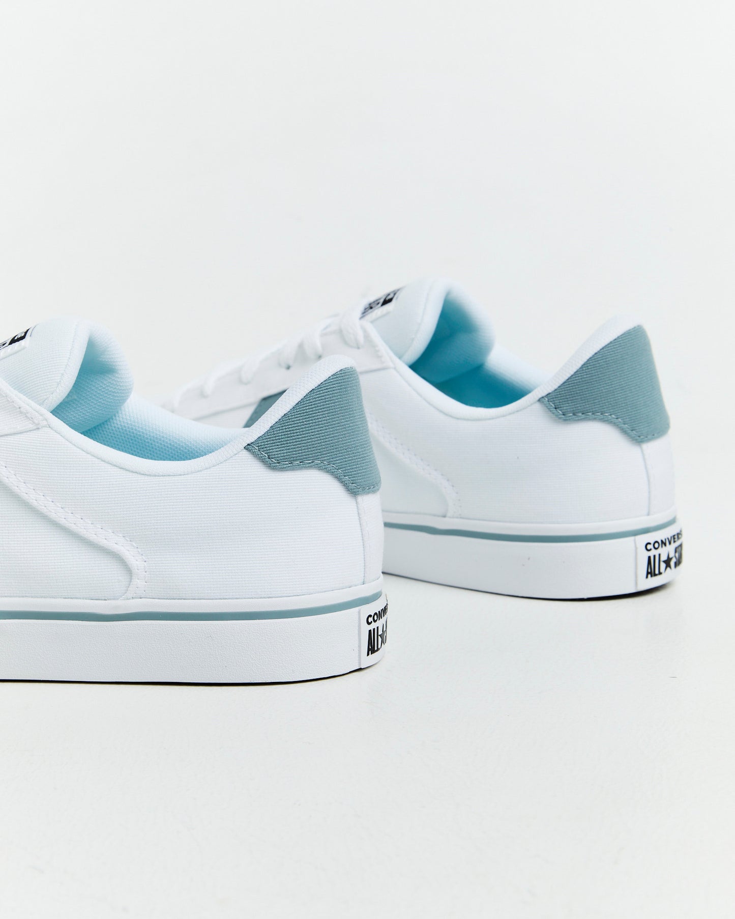 Tobin Jungle Cloth Sneakers White/Blue