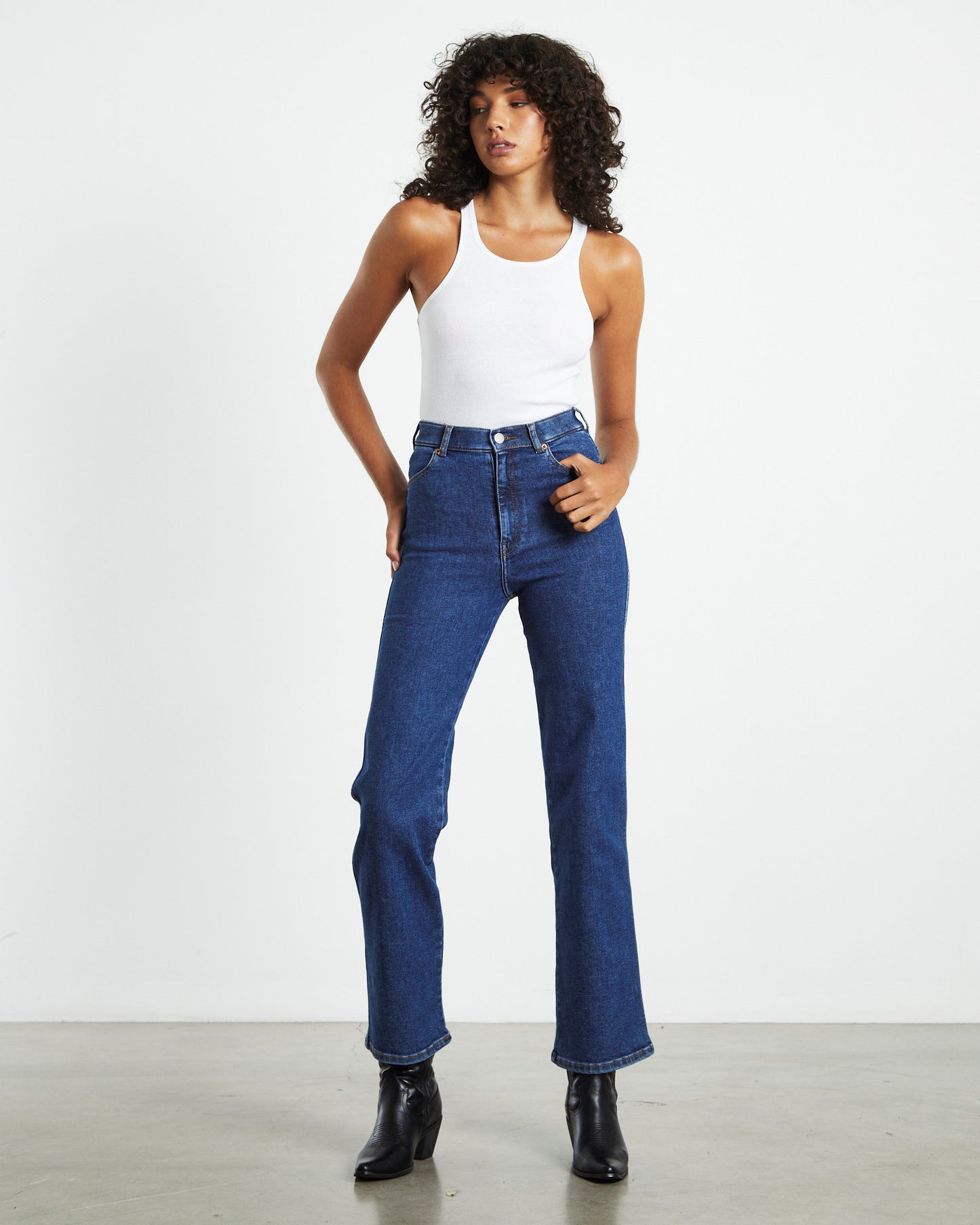 Moxy Straight Jeans Cape Dark Plain