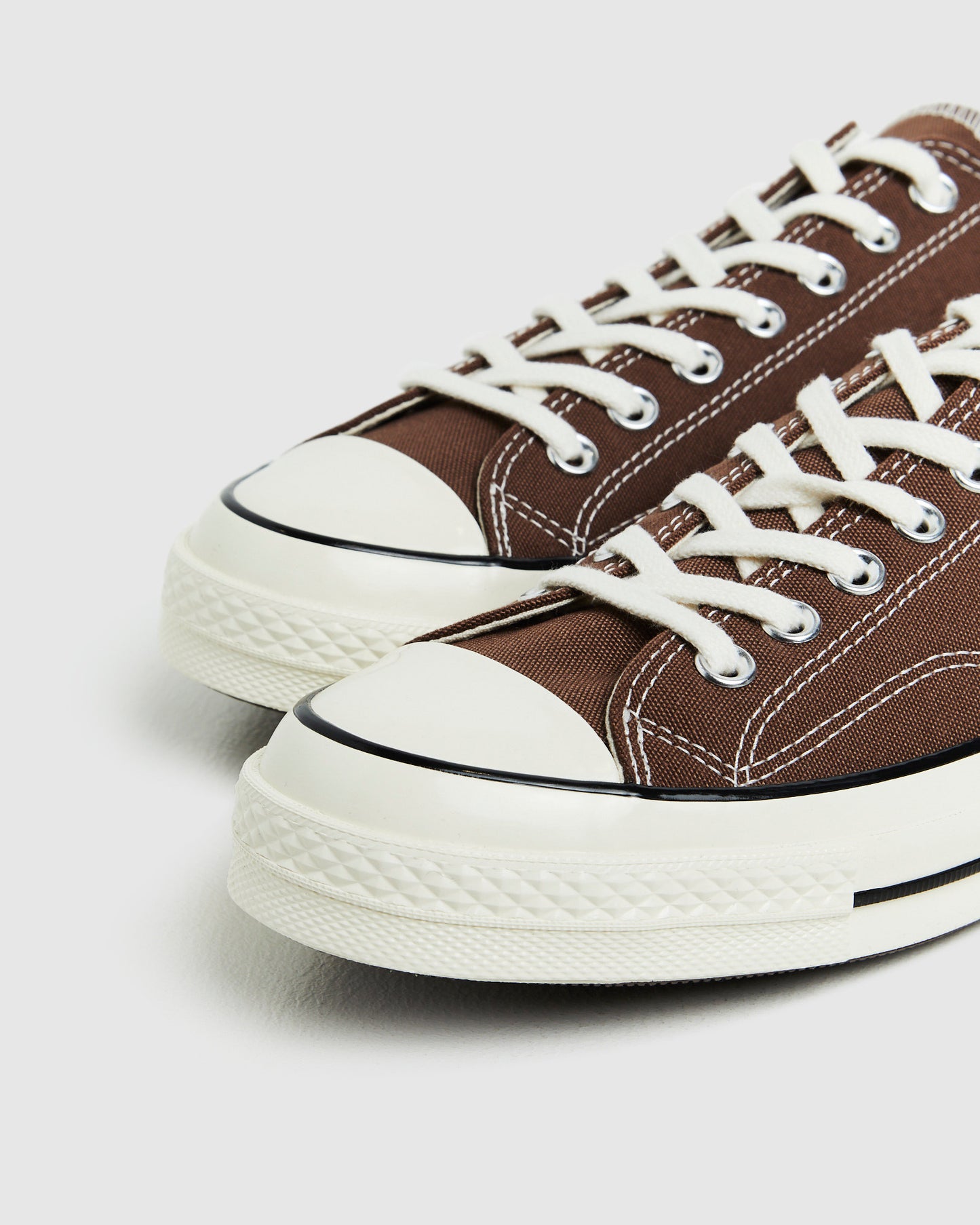 Chuck 70 Ox Sneakers Squirrel Friend Brown