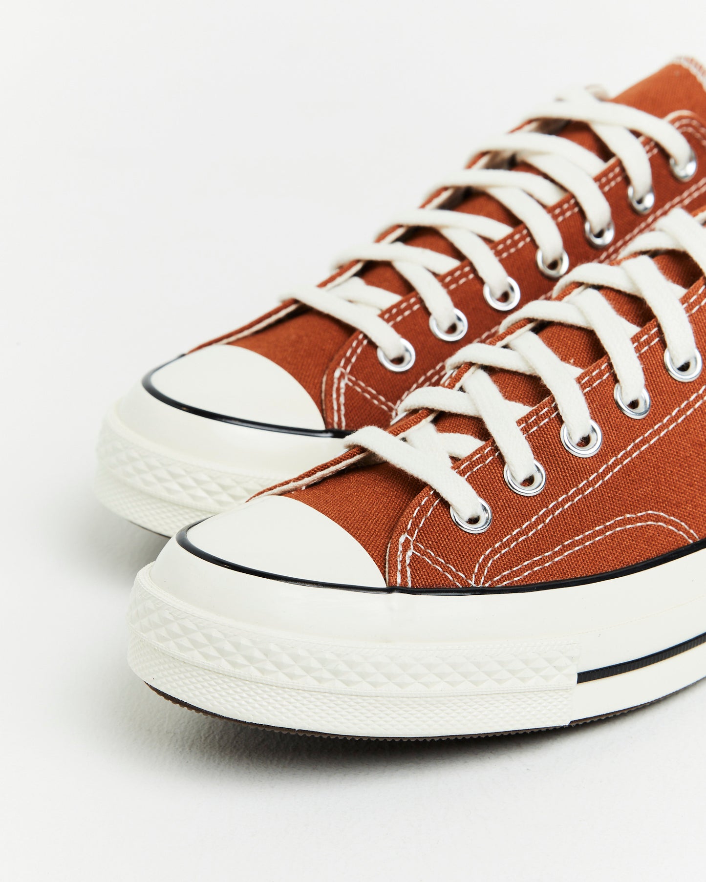 Chuck 70 Ox Tawny Sneakers in Owl Orange