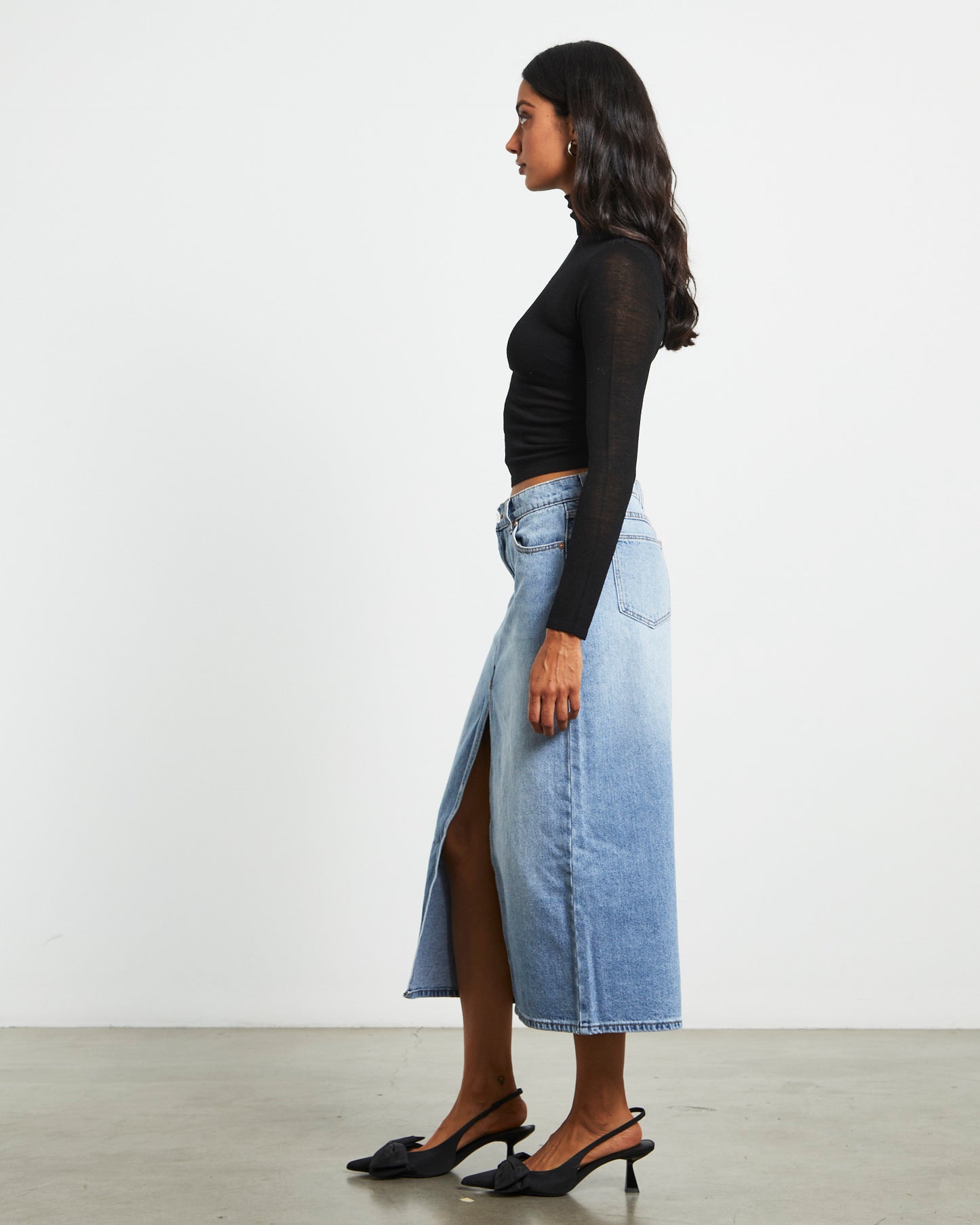 Turtle Neck Long Sleeve Top in Black