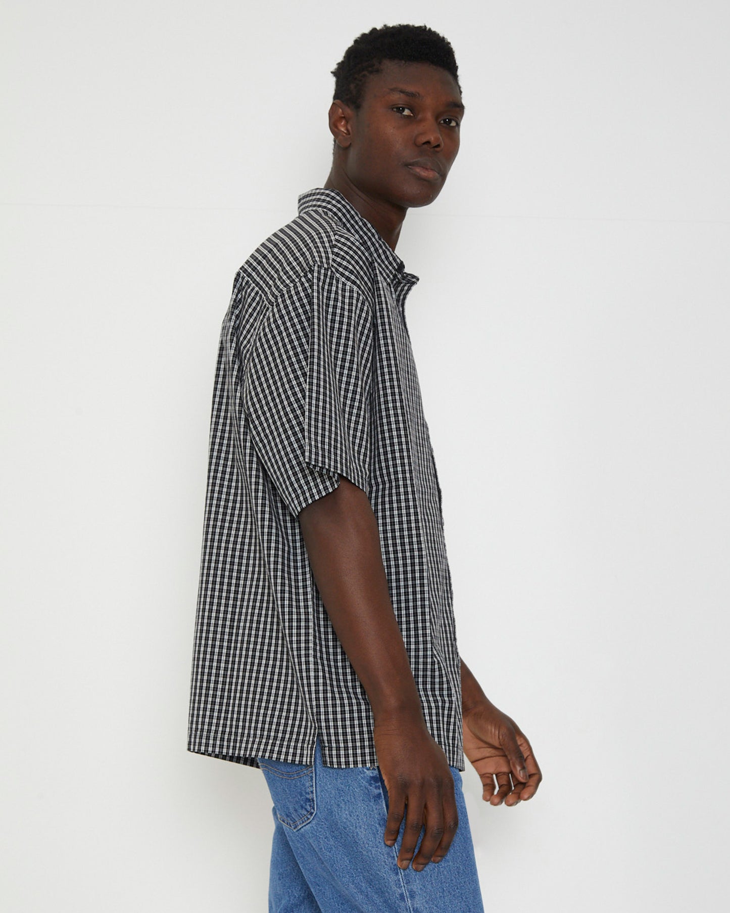 Skate Short Sleeve Shirt in Black