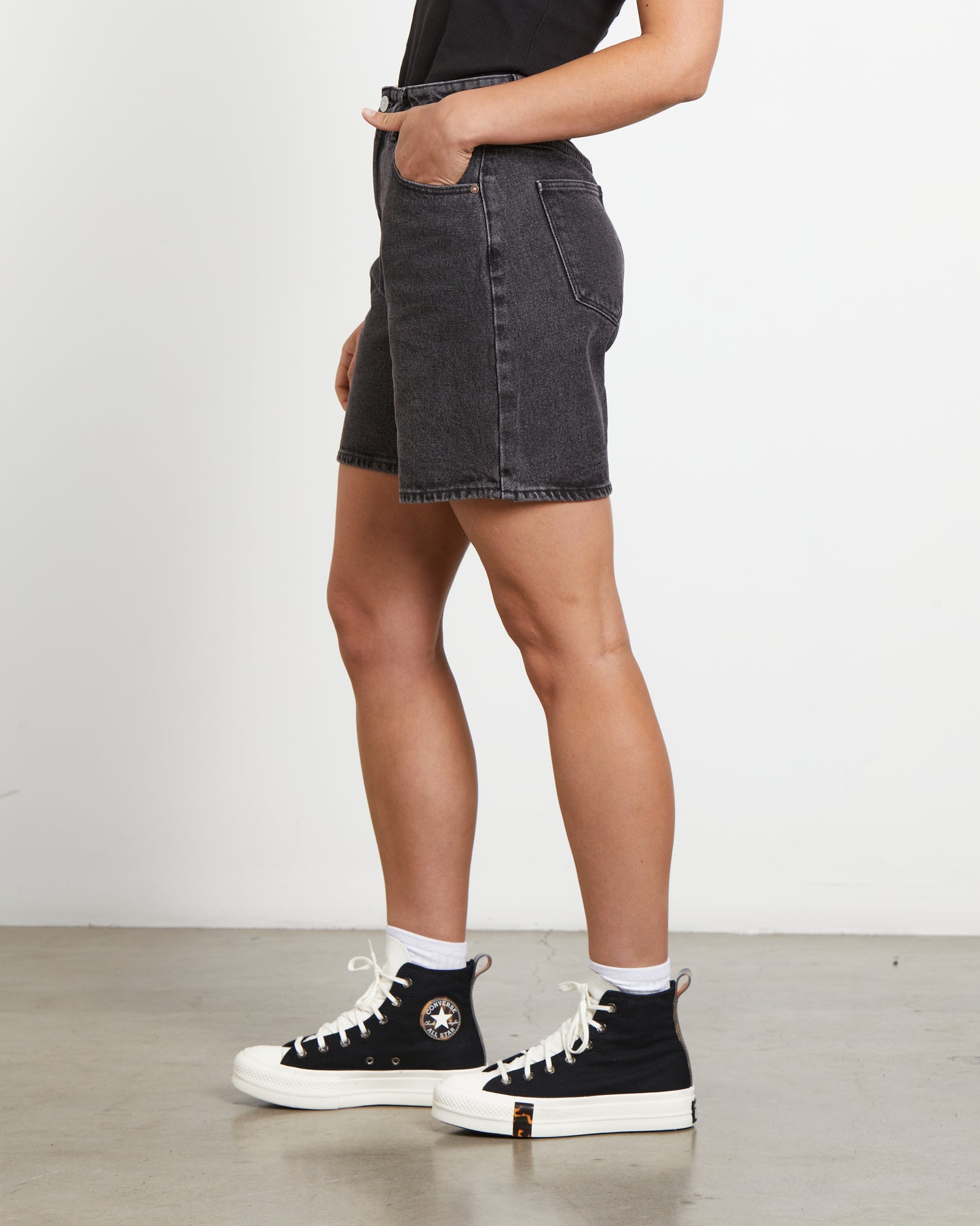 Carrie Denim Shorts in Piper Black