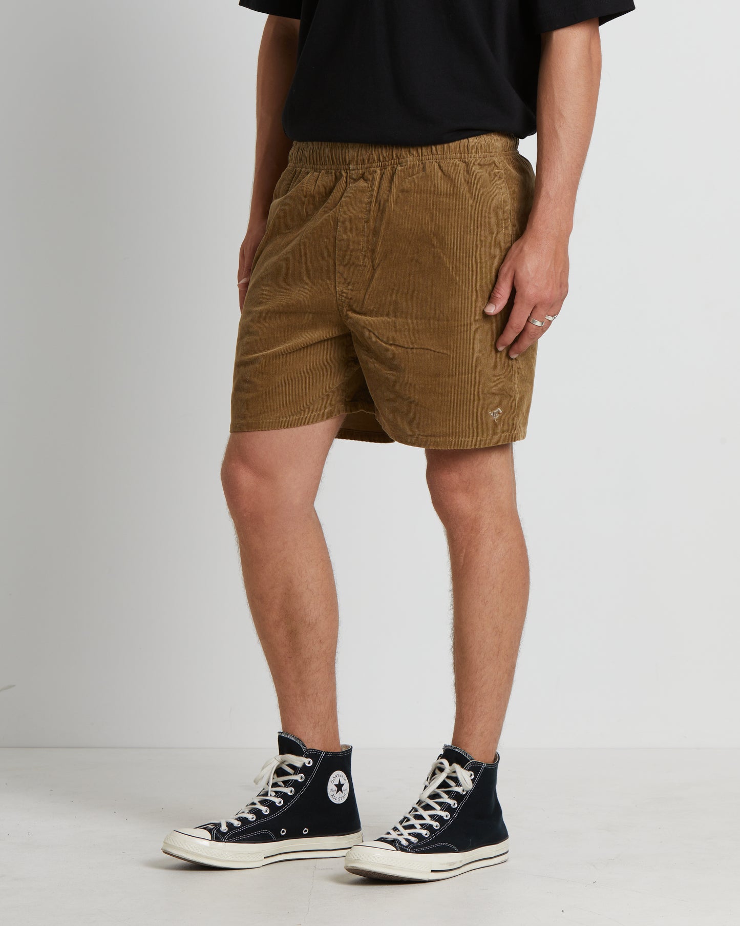 Roomie Shorts in Beach Grass