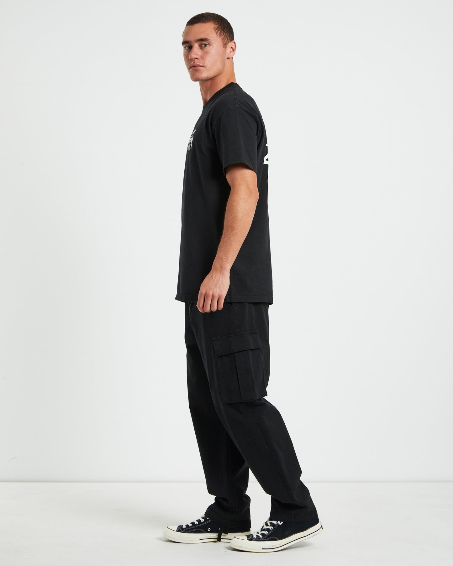 Old Skool Heavyweight Short Sleeve T-Shirt in Black