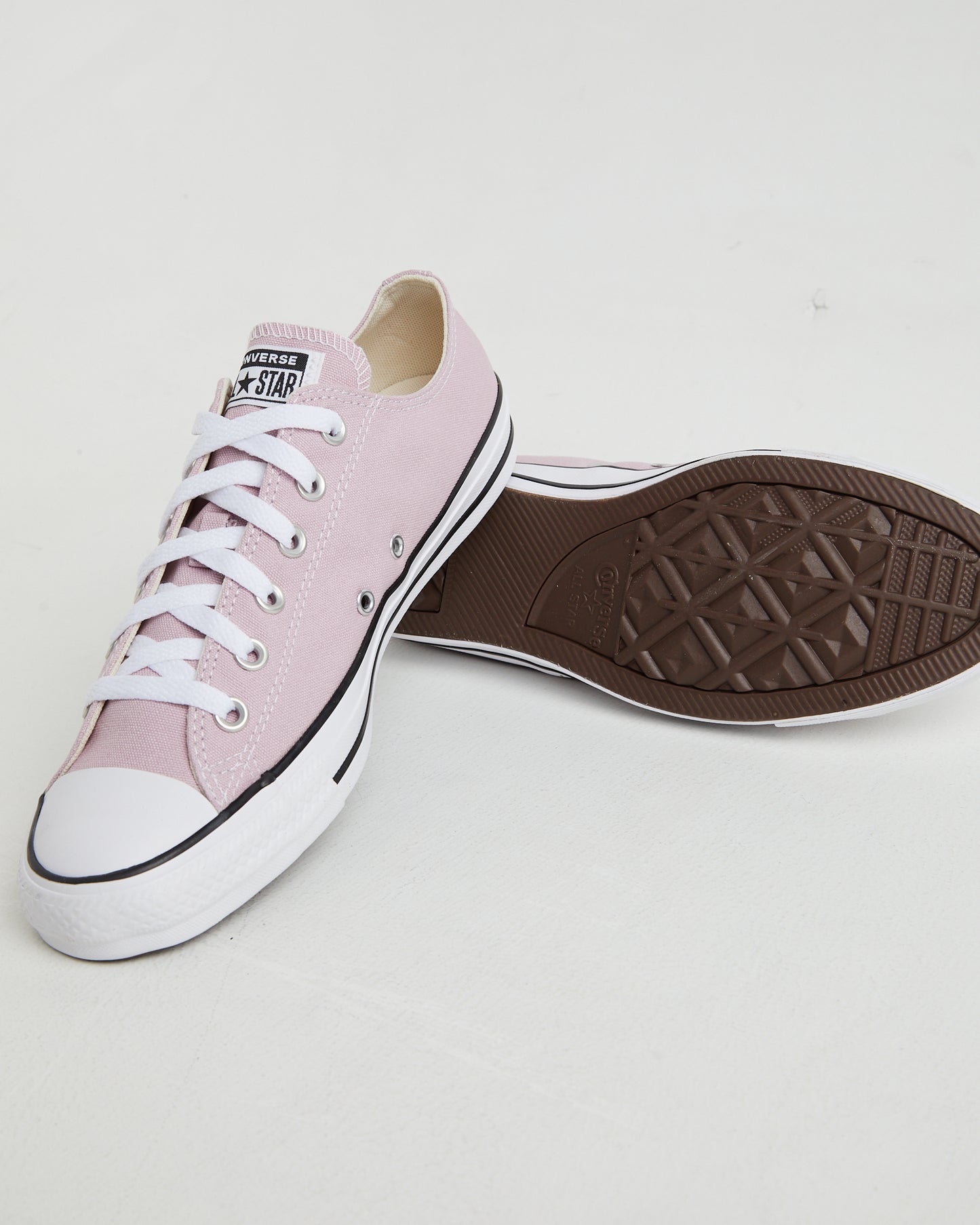 Chuck Taylor All Star Low Sneakers in Phantom Violet