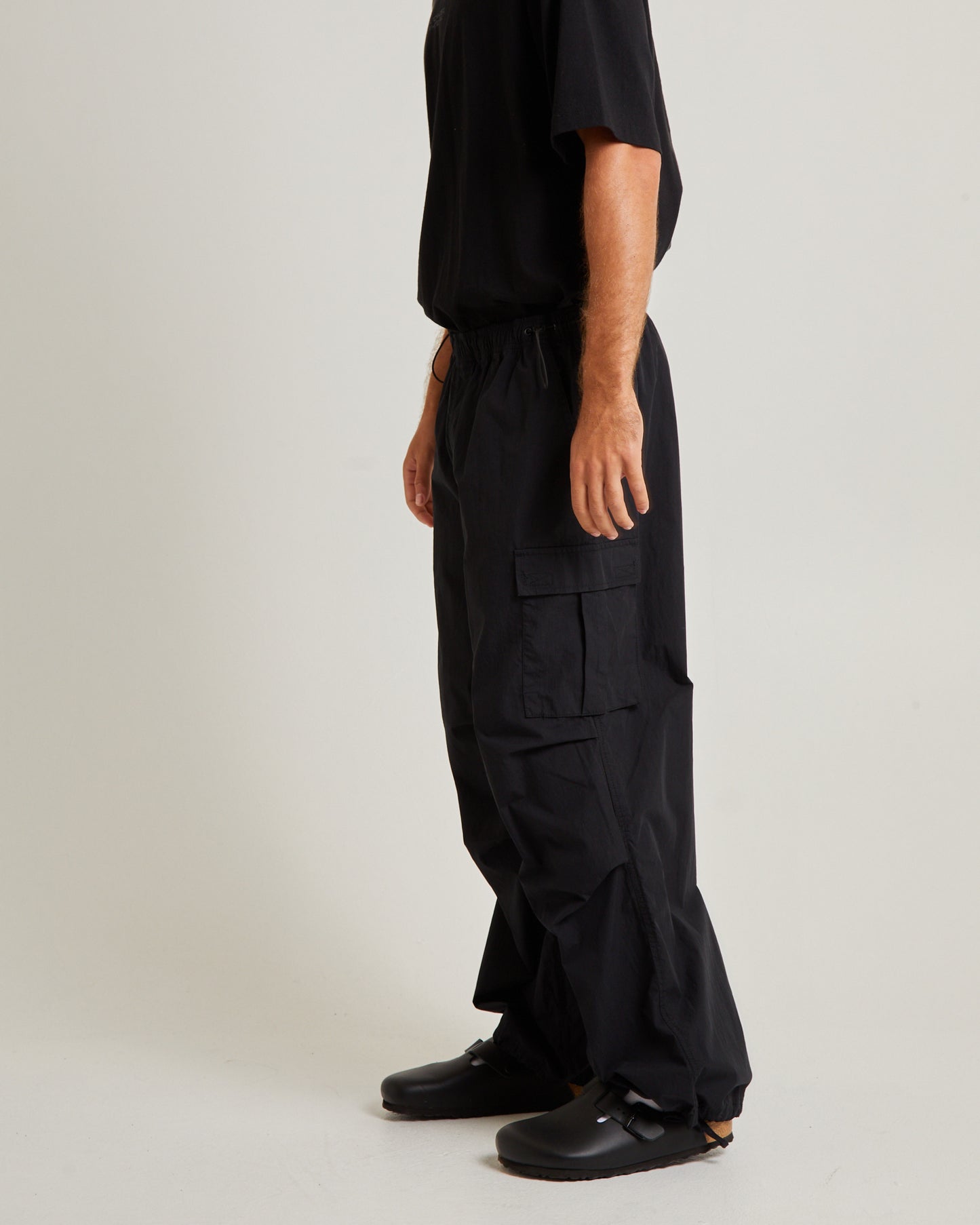 Oversized Parachute Cargo Pant in Black