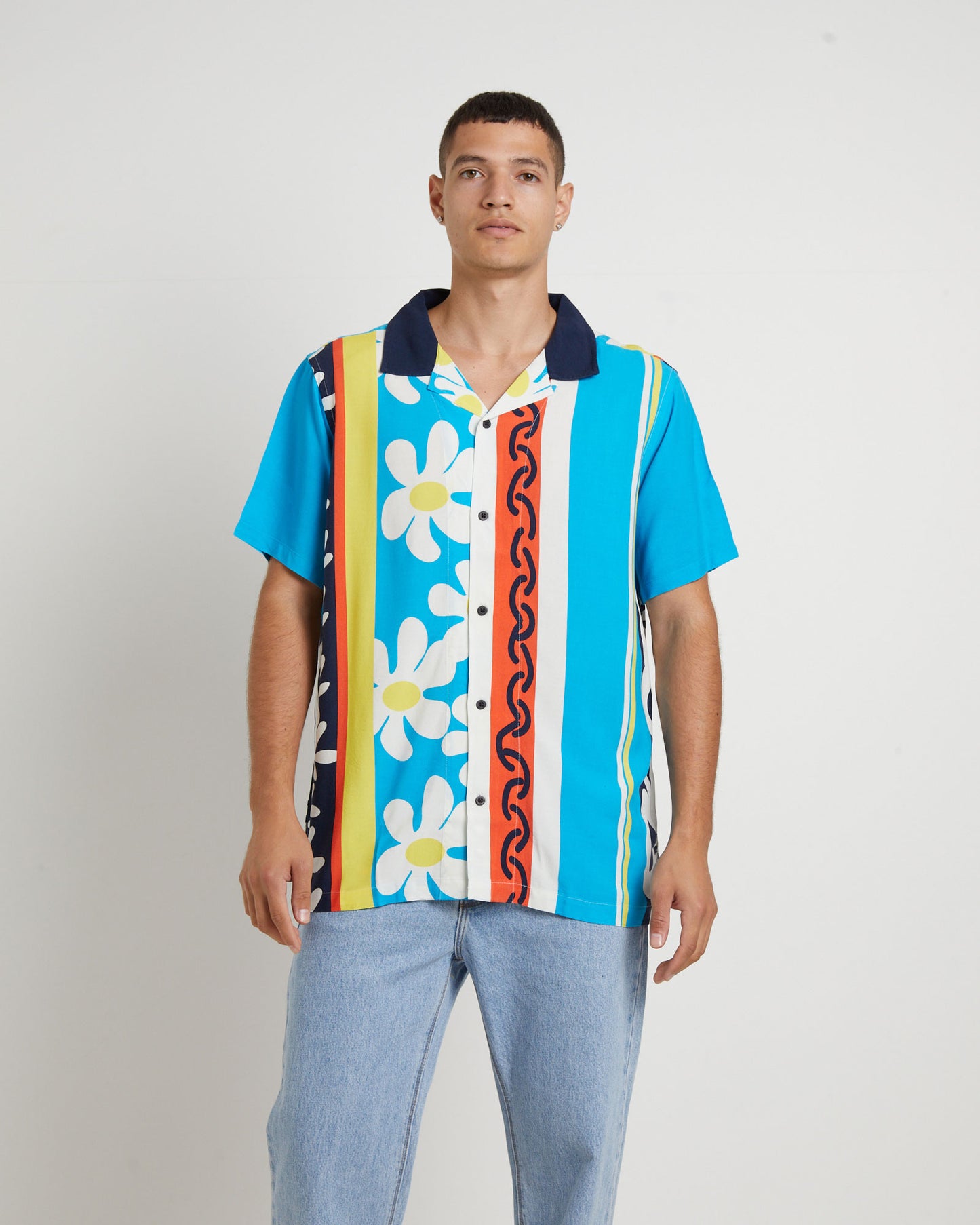 Heaven And Earth Short Sleeve Shirt in Blue