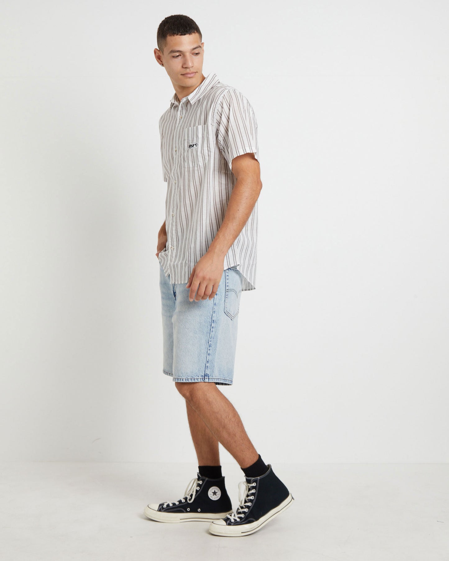 Parelz Short Sleeve Shirt in Mushroom Stripe