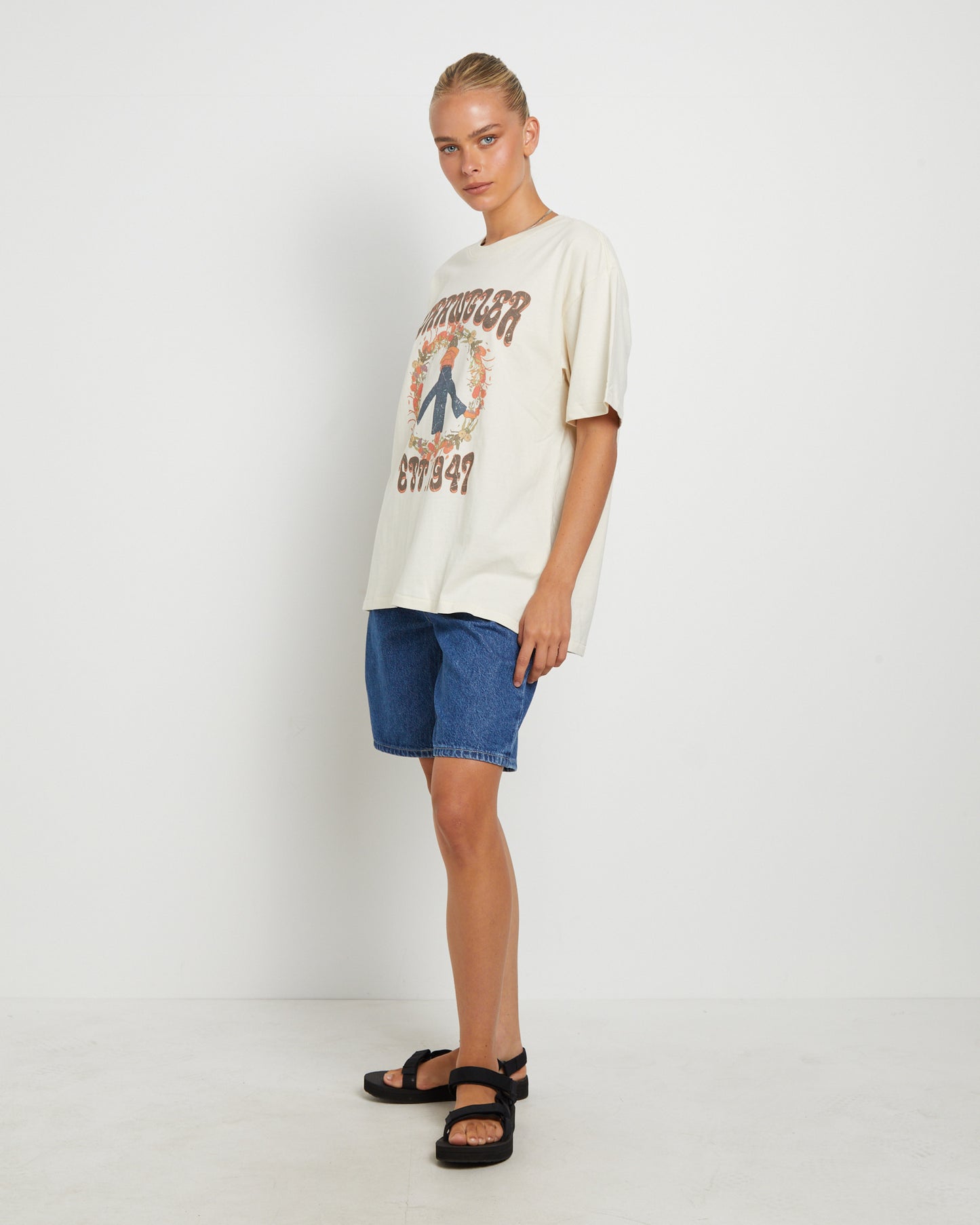 Slouch Short Sleeve T-Shirt in Botanical Love