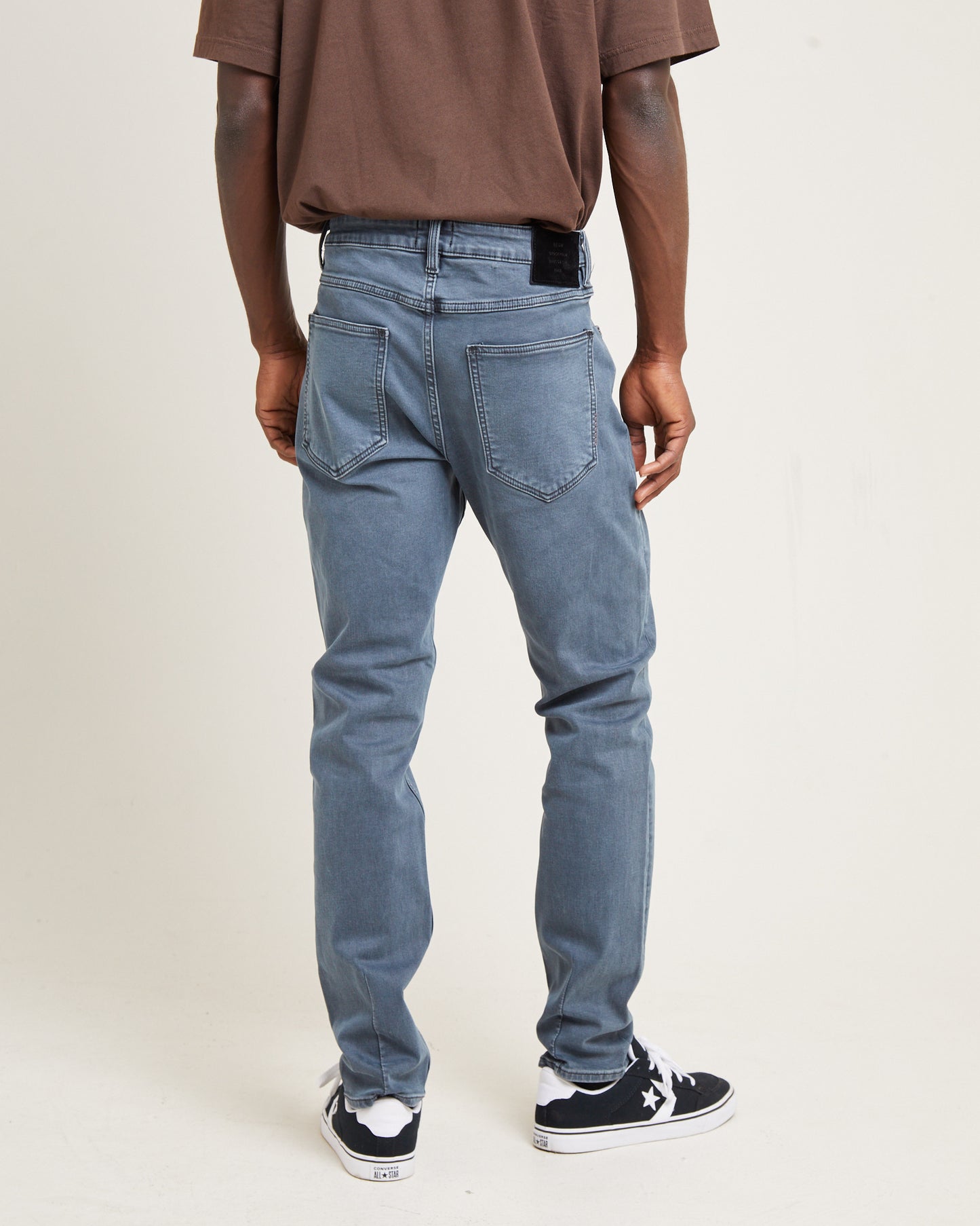 Ray Tapered Denim Jeans Mercury
