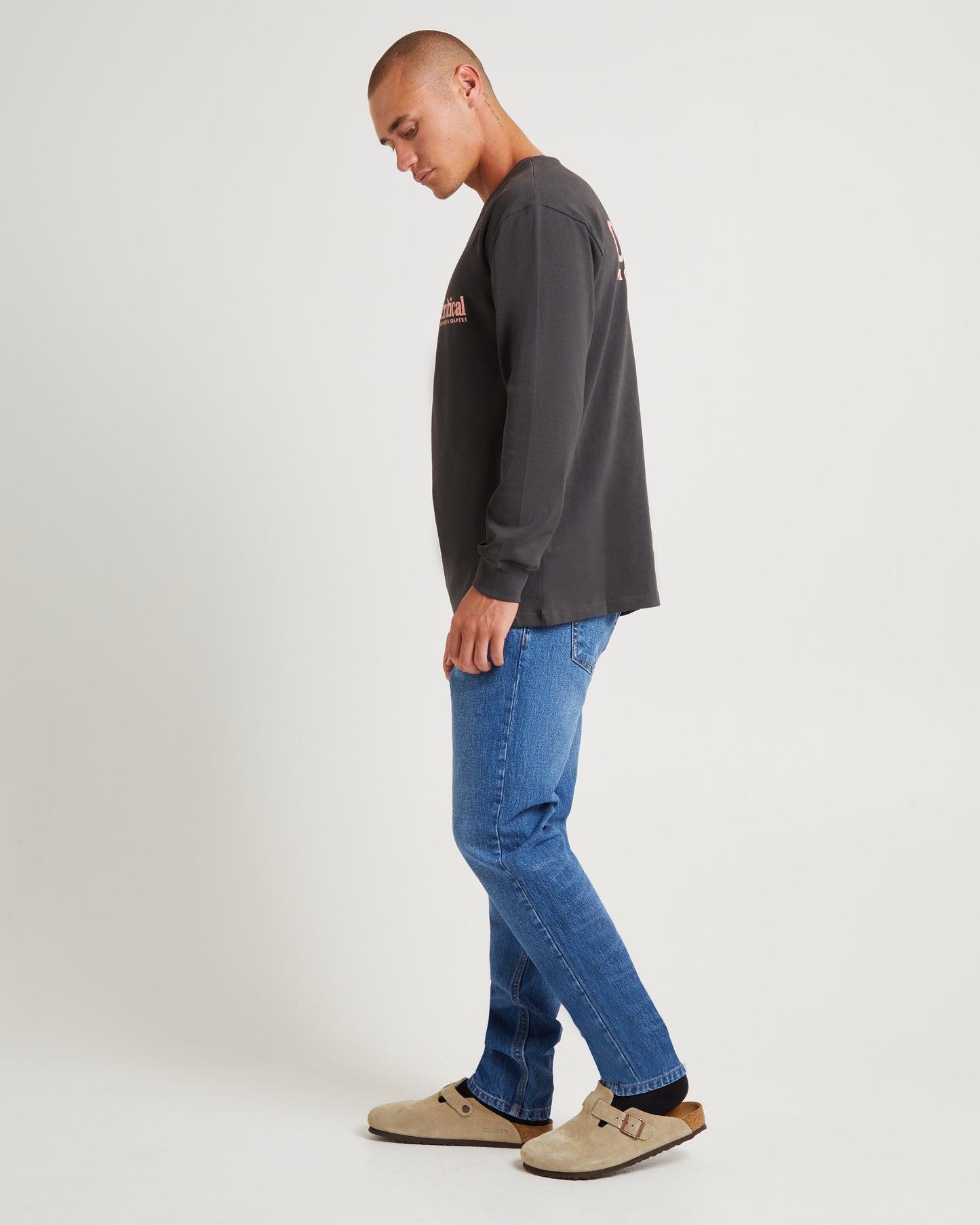 Movers Long Sleeve T-Shirt Phantom Black