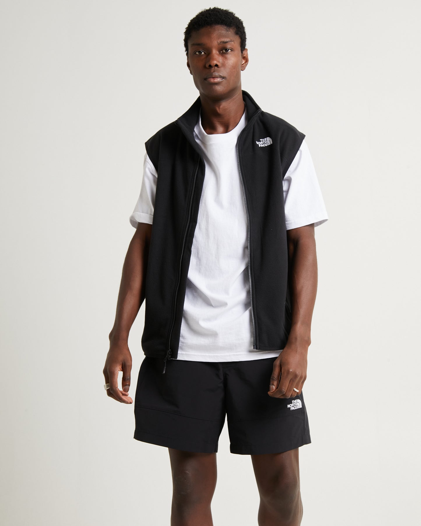 100 Glacier Vest Black