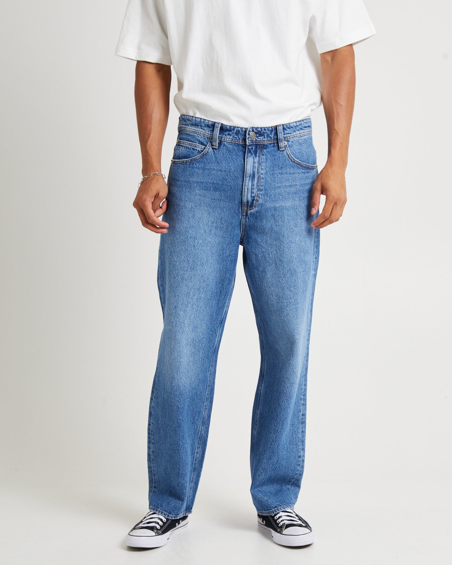 L-Four Baggy Denim Jeans Turntable
