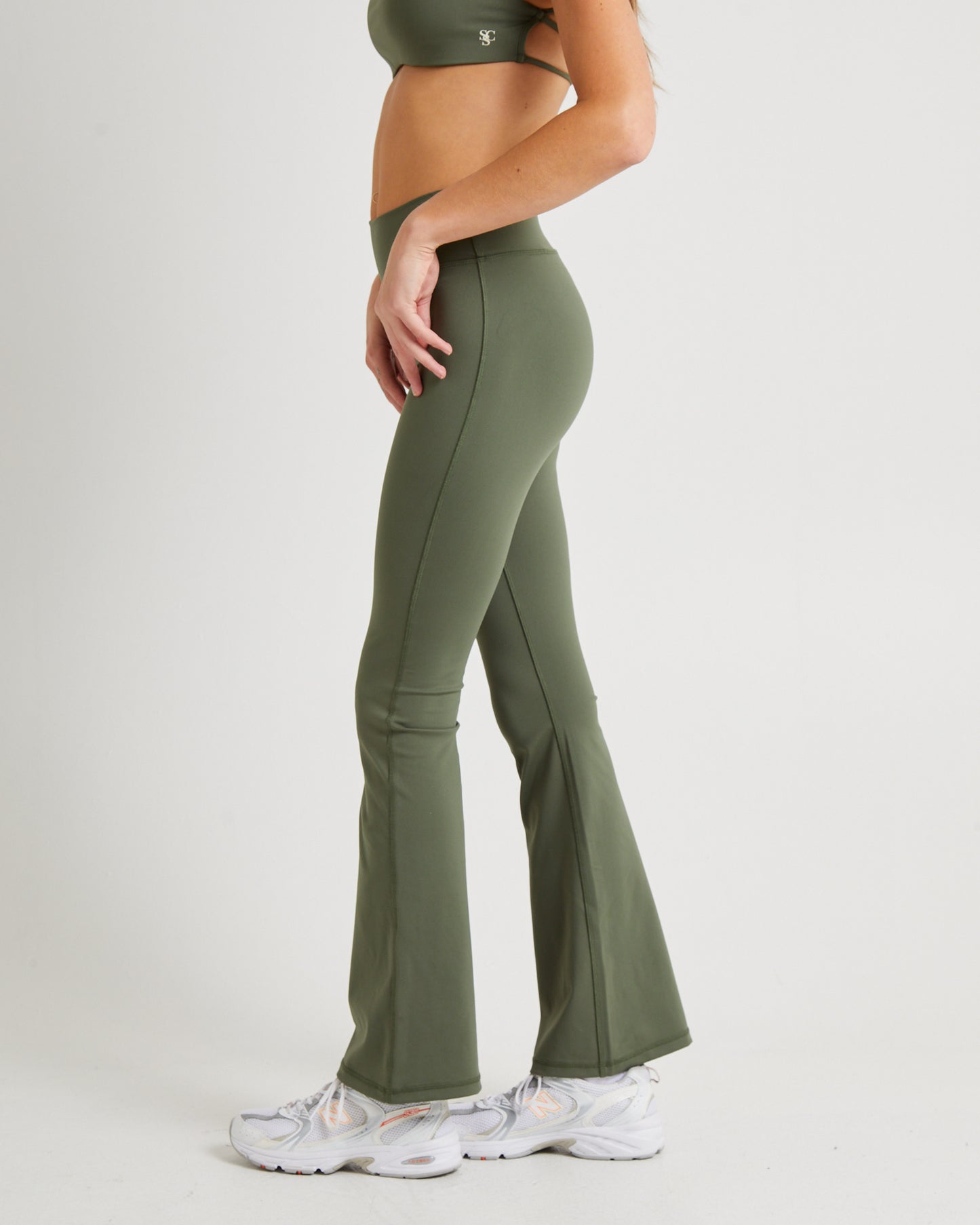 Slightly Flared Tights