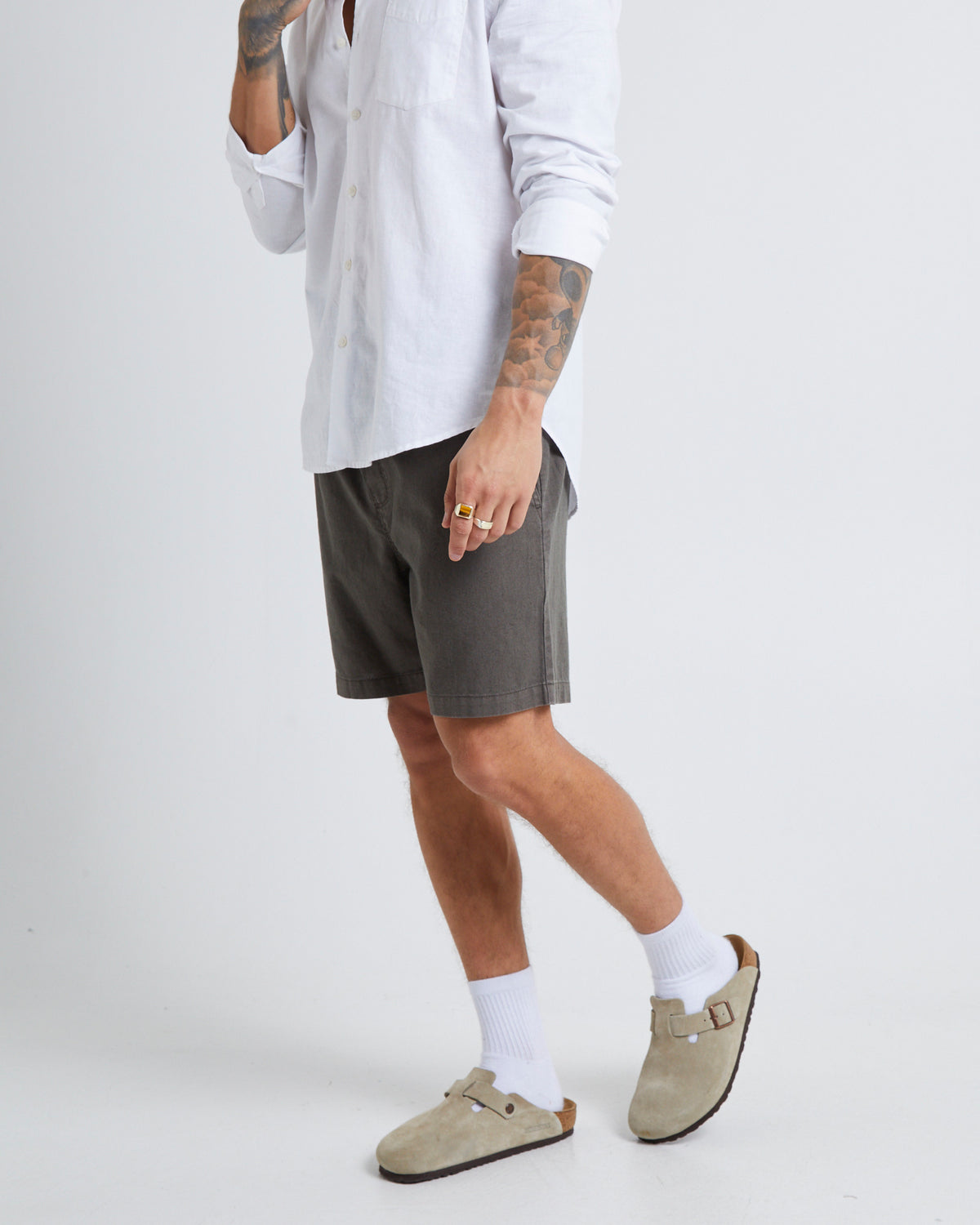 Common Linen Short OLIVE