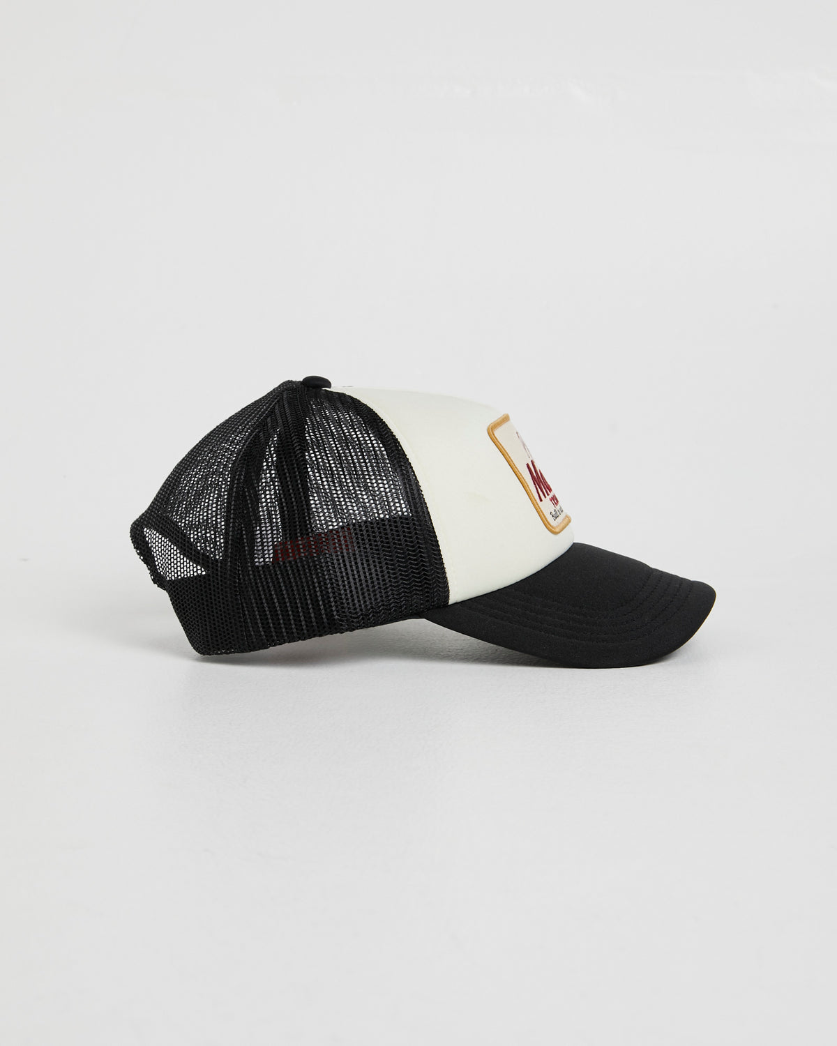 Built to Outlast Valin Trucker Cap IVORY / BLACK