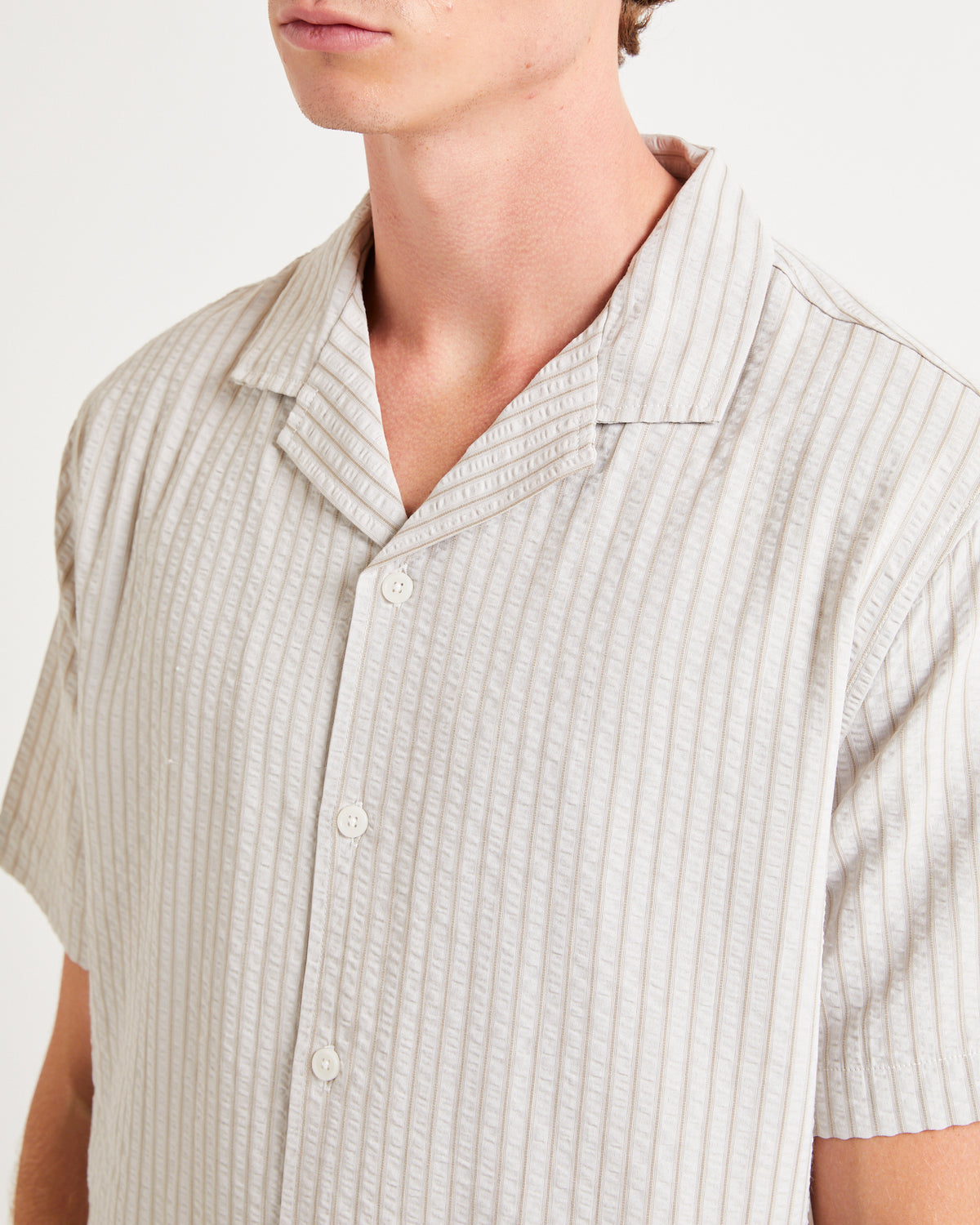 Ashton Seersucker Short Sleeve Resort Shirt BEIGE